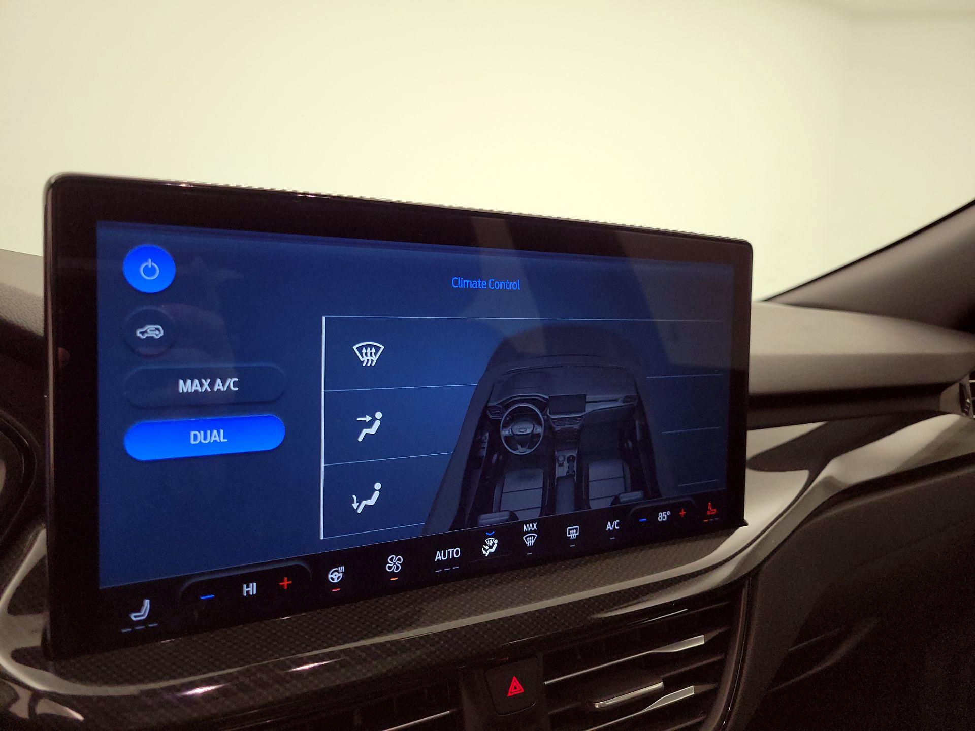 Thumbnail: 2023 Ford Escape - 17