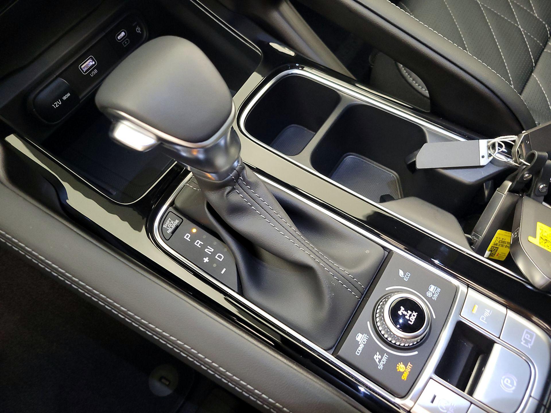 Thumbnail: 2025 Kia Telluride - 18