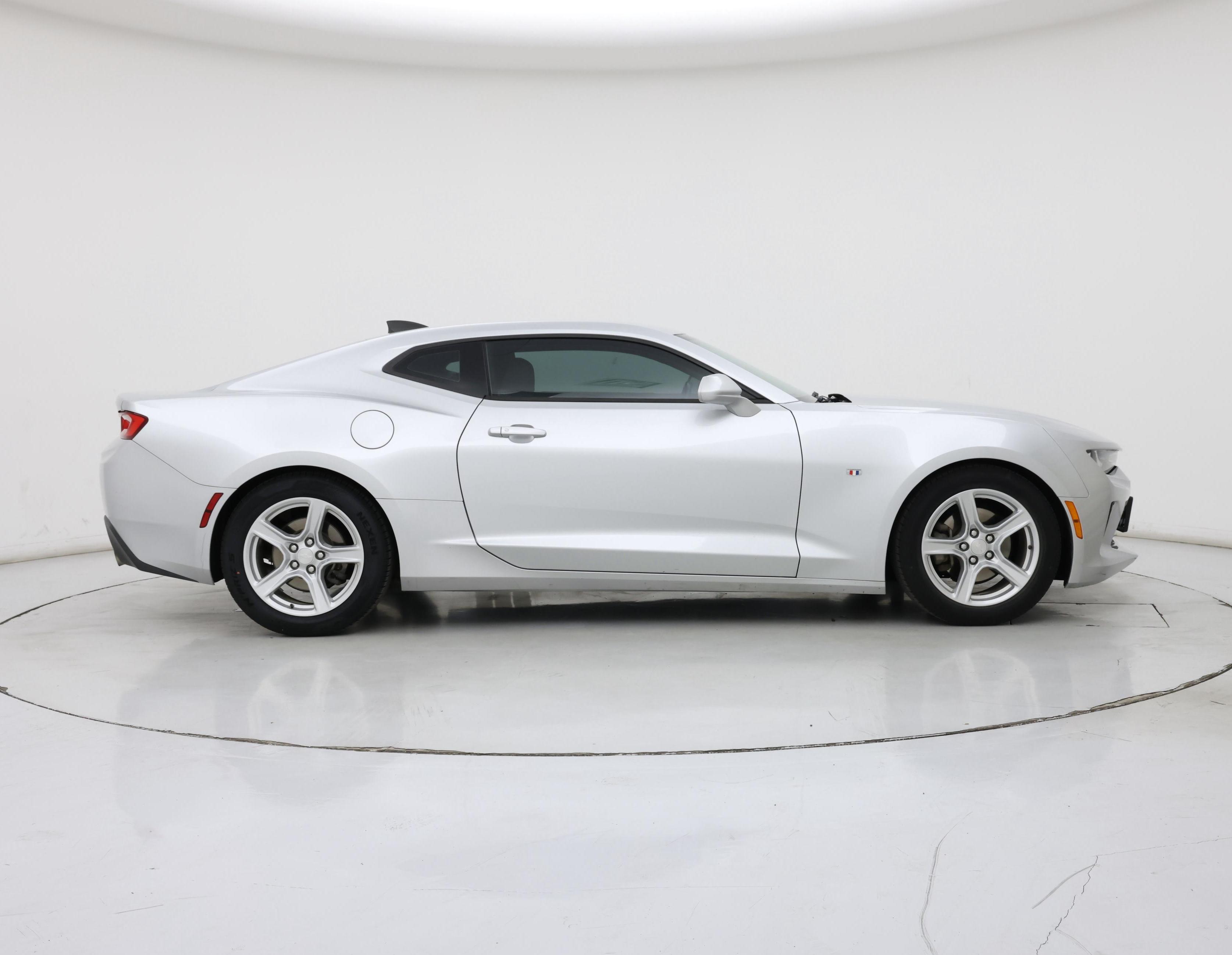 Thumbnail: 2018 Chevrolet Camaro - 7