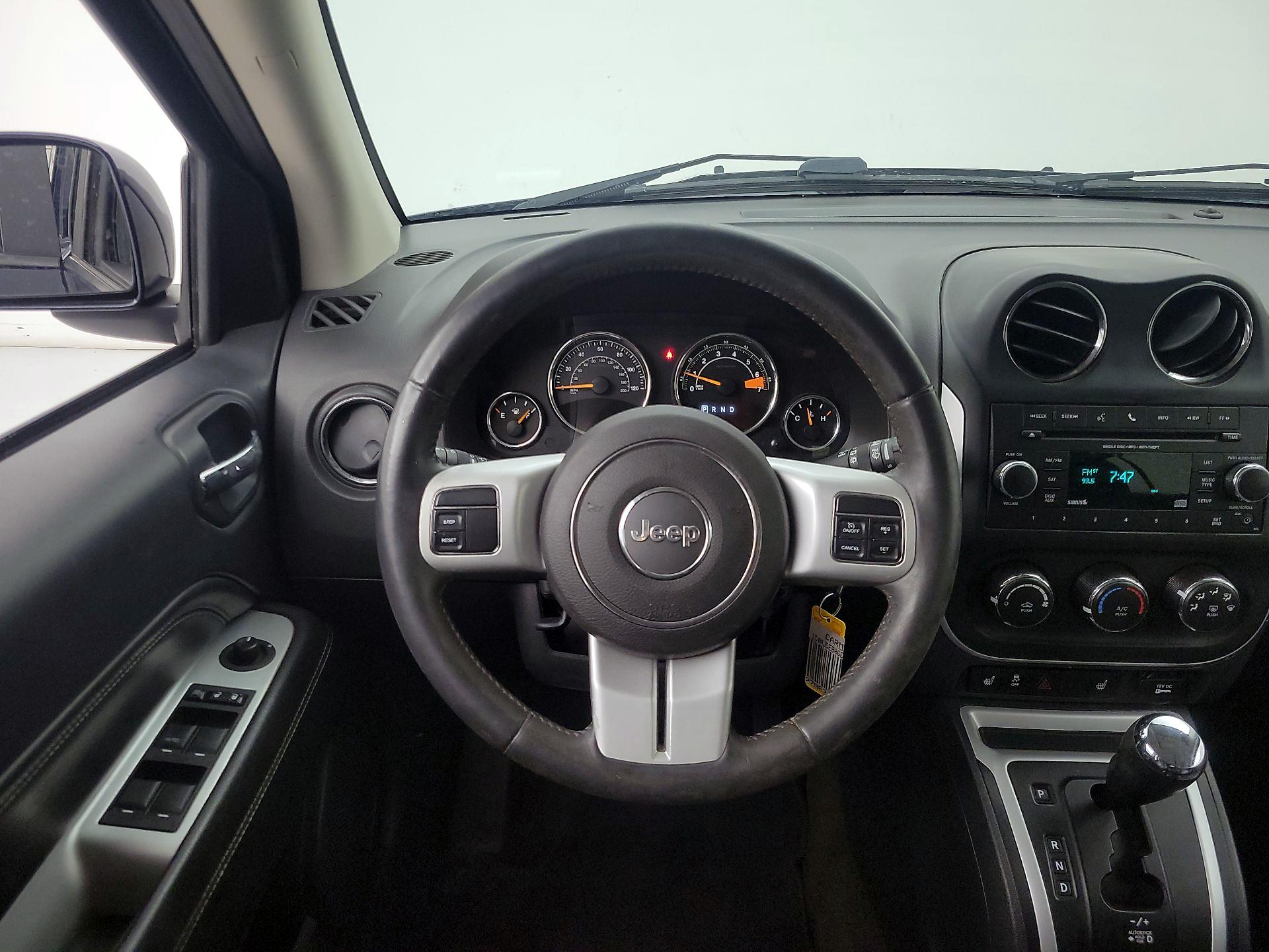 Thumbnail: 2016 Jeep Compass - 10