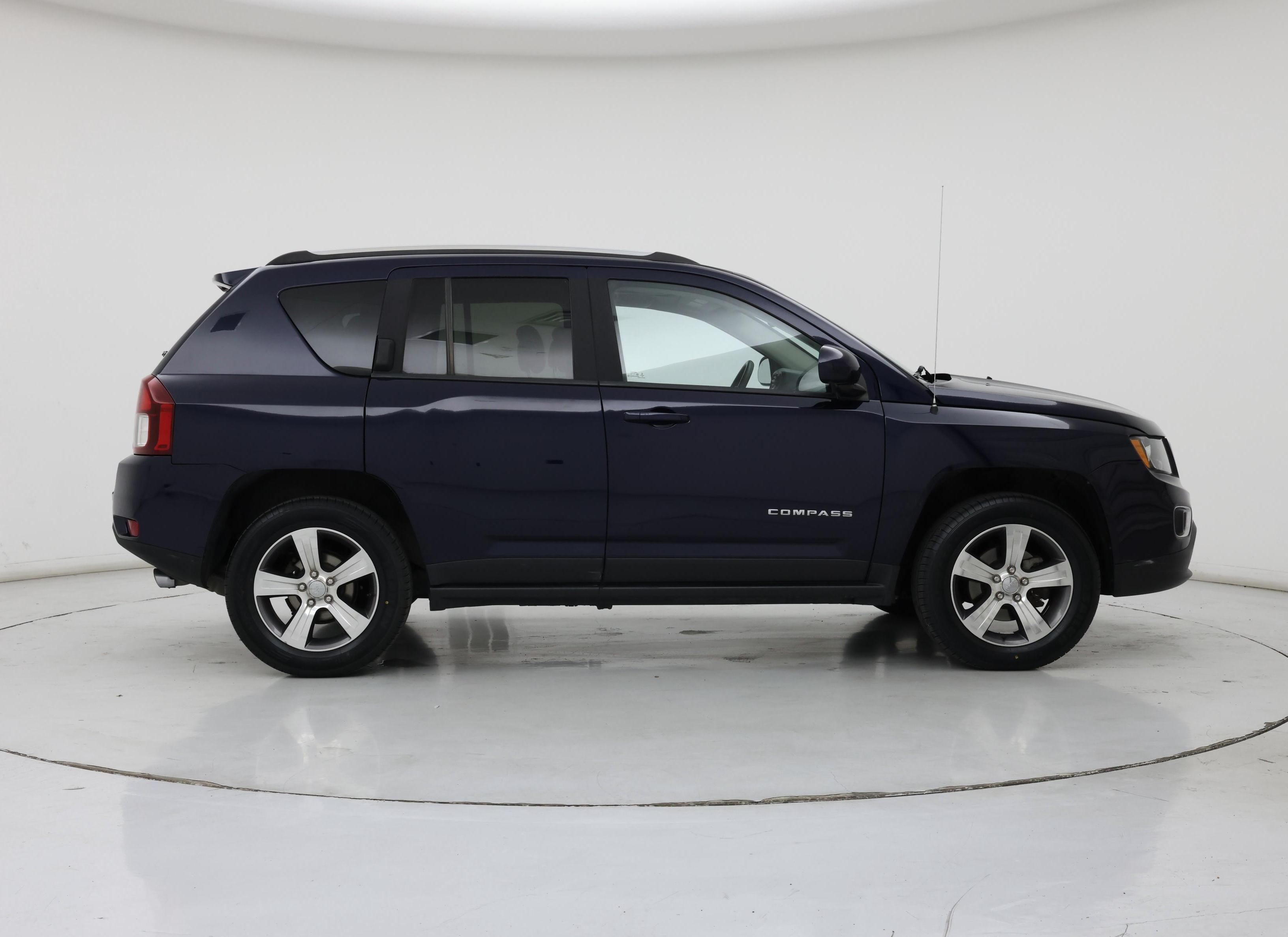Thumbnail: 2016 Jeep Compass - 7