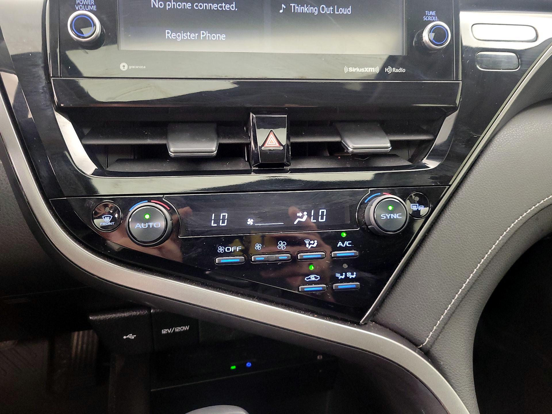 Thumbnail: 2021 Toyota Camry - 16