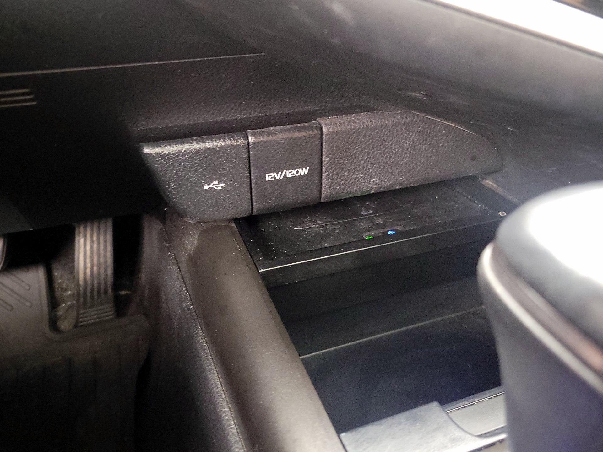 Thumbnail: 2021 Toyota Camry - 18