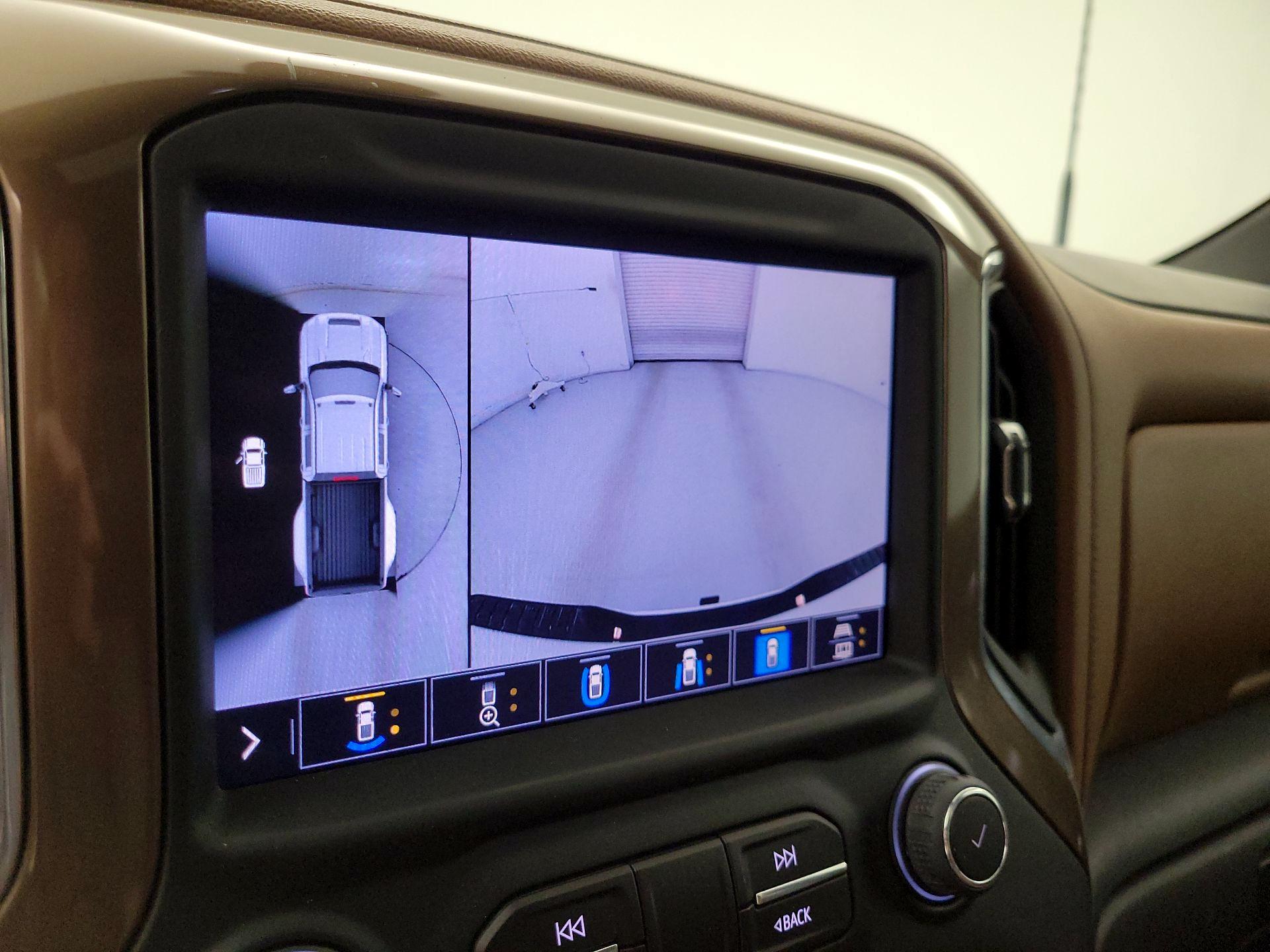 Thumbnail: 2022 Chevrolet Silverado 3500 - 15