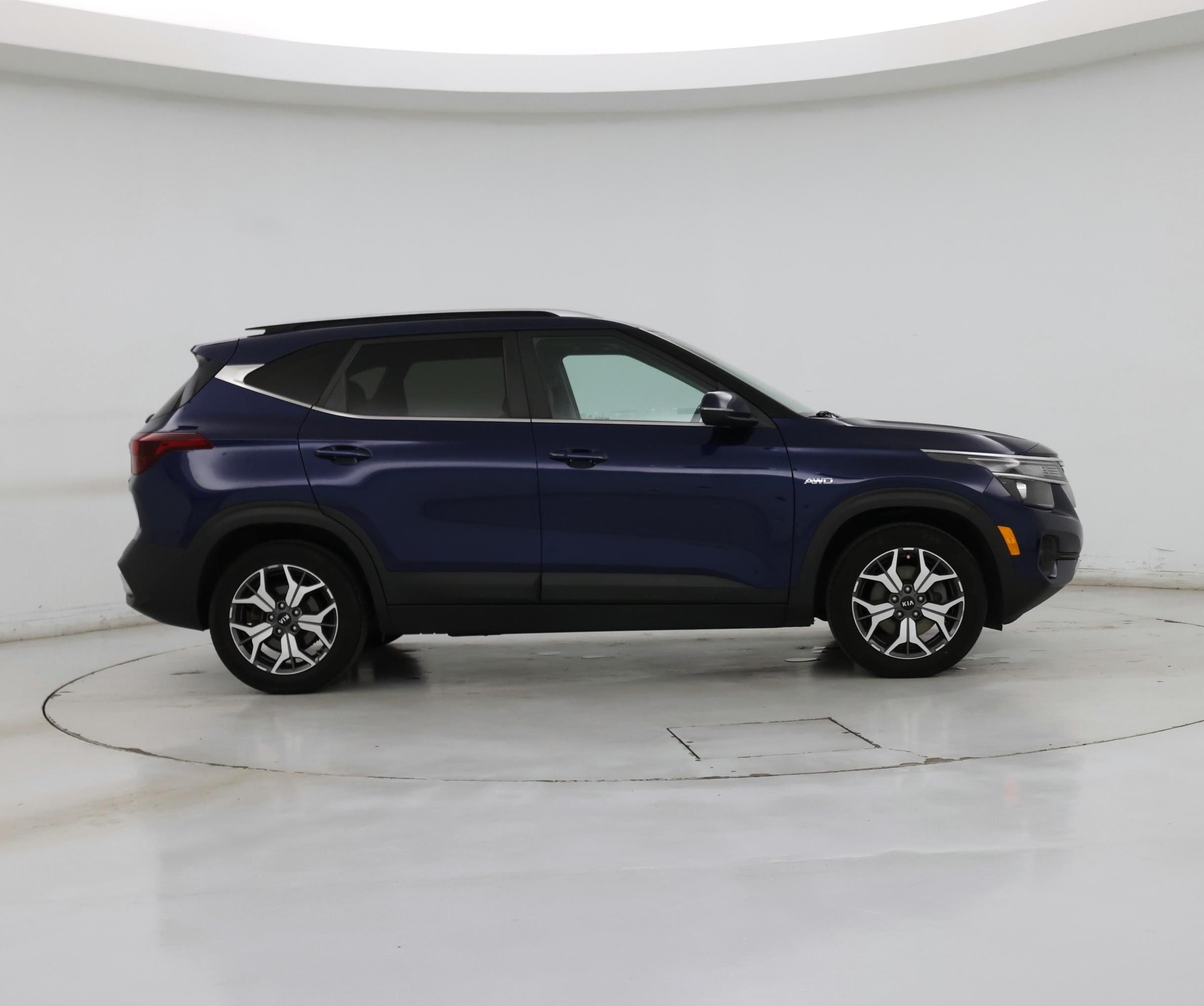 Thumbnail: 2021 Kia Seltos - 7