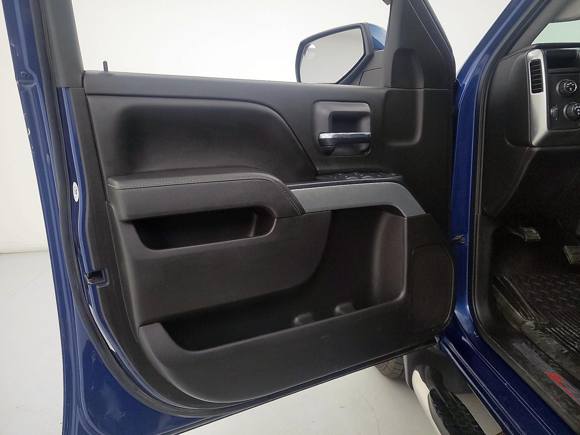 Thumbnail: 2016 Chevrolet Silverado 1500 - 12