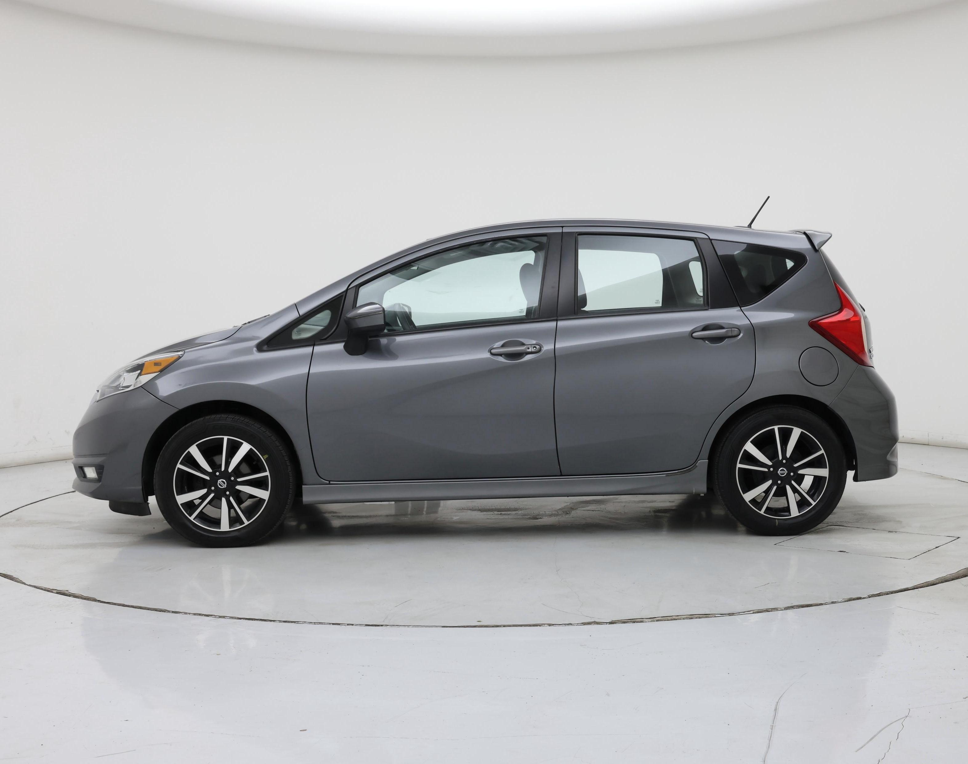 Thumbnail: 2018 Nissan Versa Note - 3