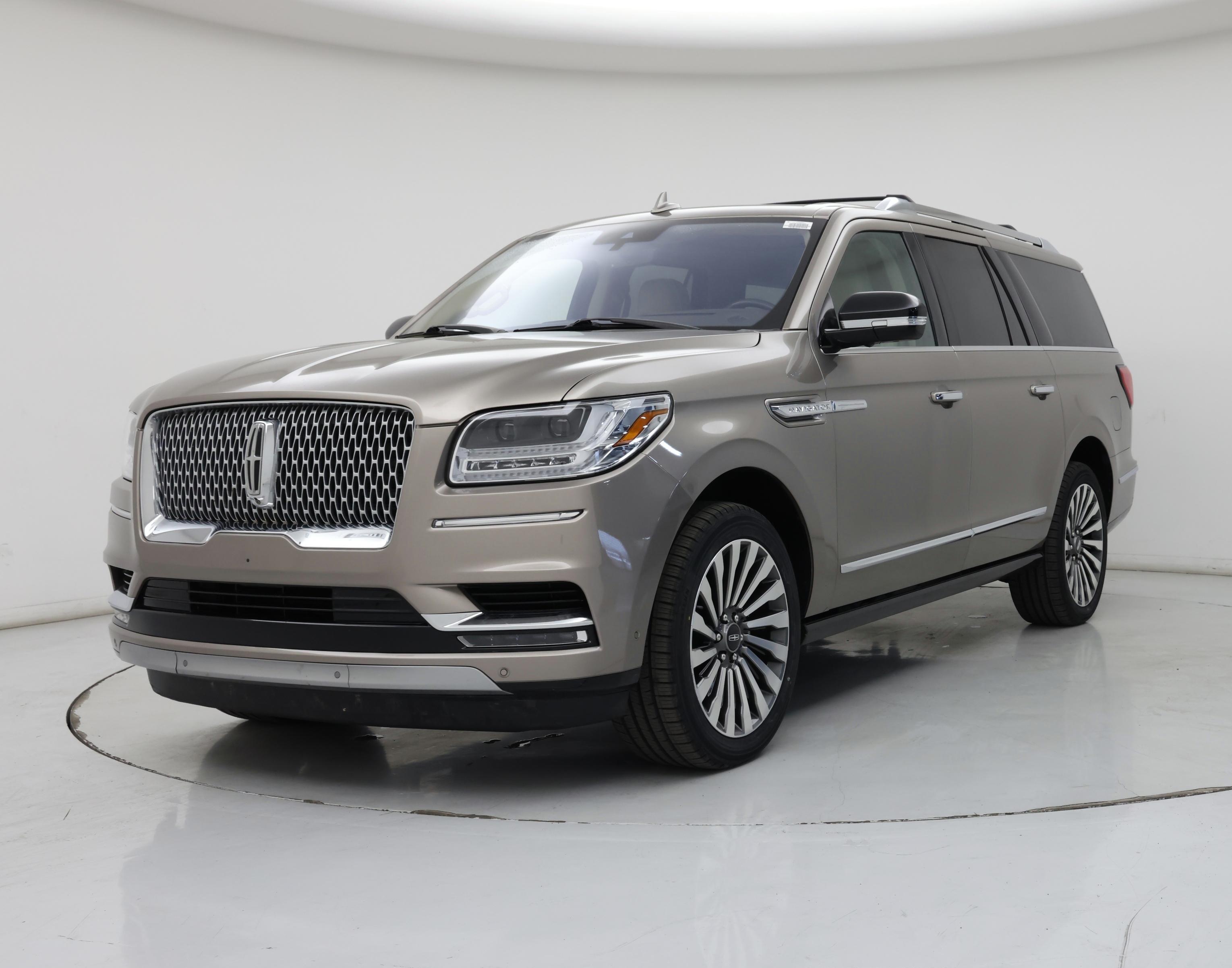 Thumbnail: 2019 Lincoln Navigator L - 4