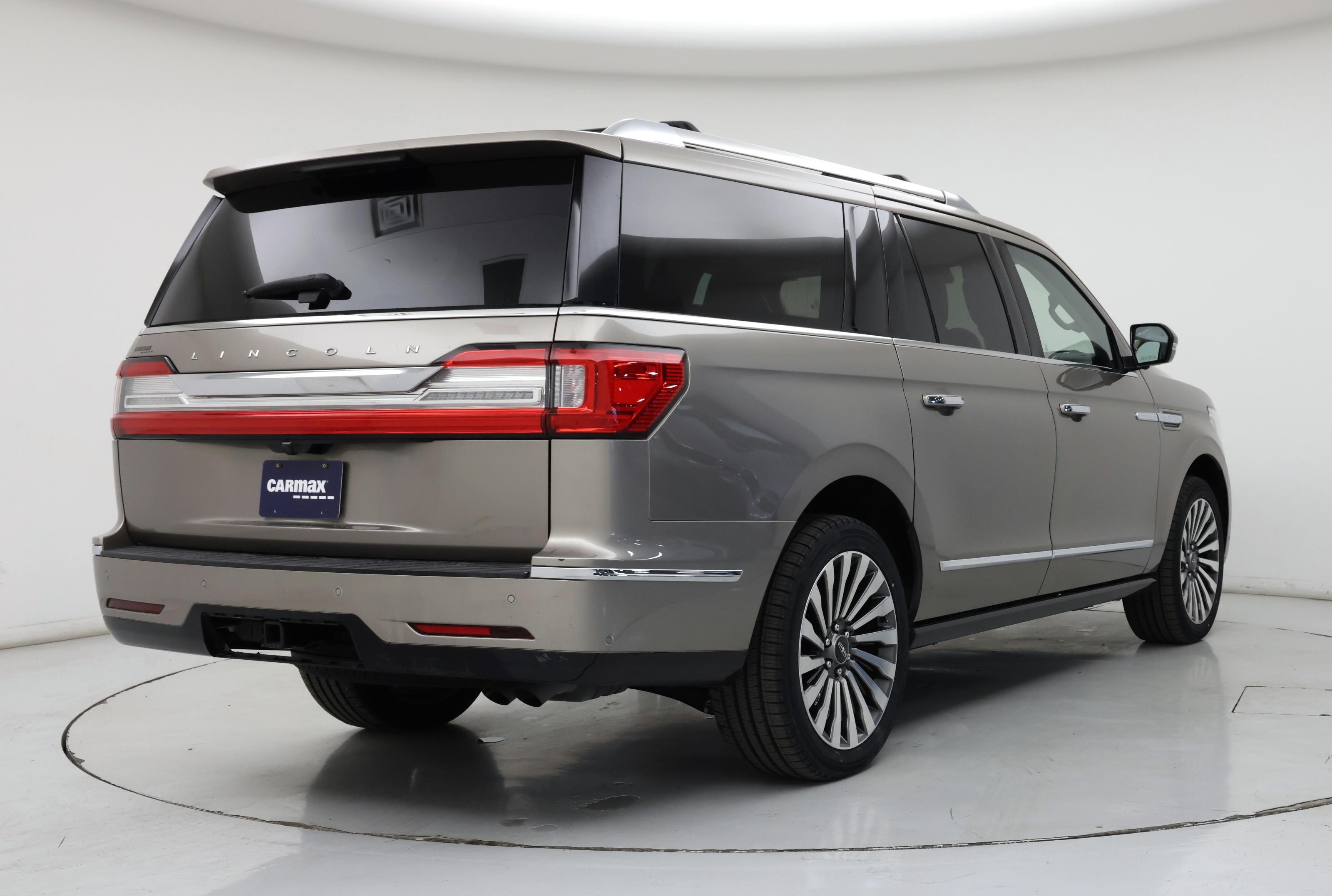 Thumbnail: 2019 Lincoln Navigator L - 8