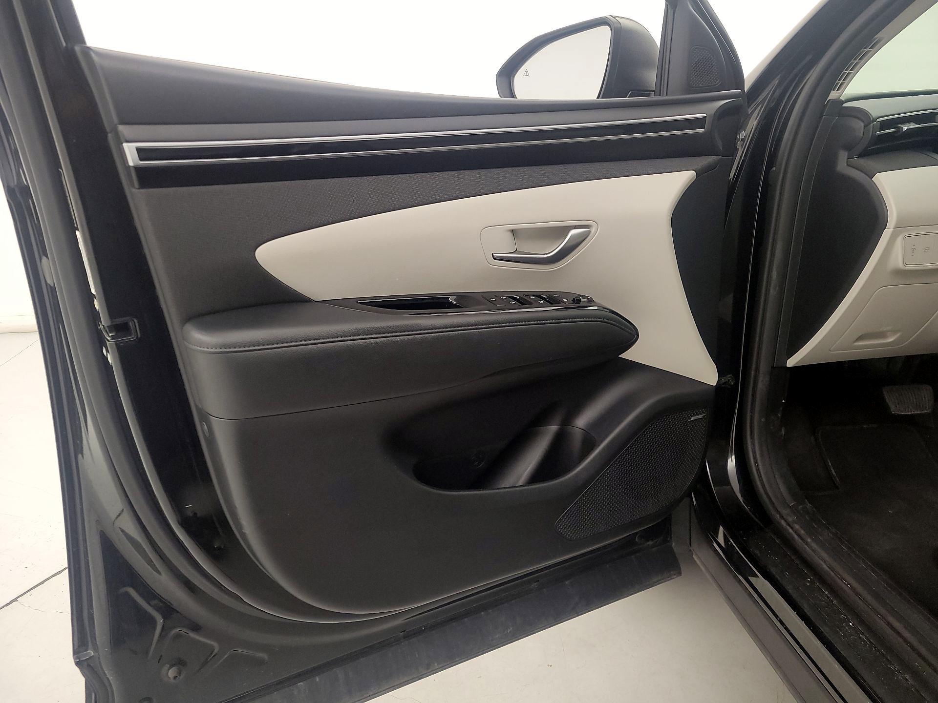 Thumbnail: 2022 Hyundai Tucson - 12