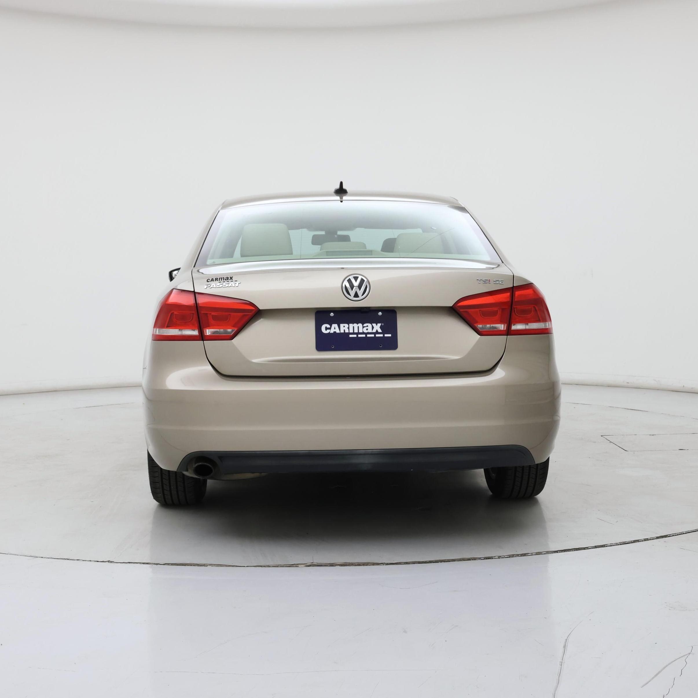 Thumbnail: 2015 Volkswagen Passat - 6