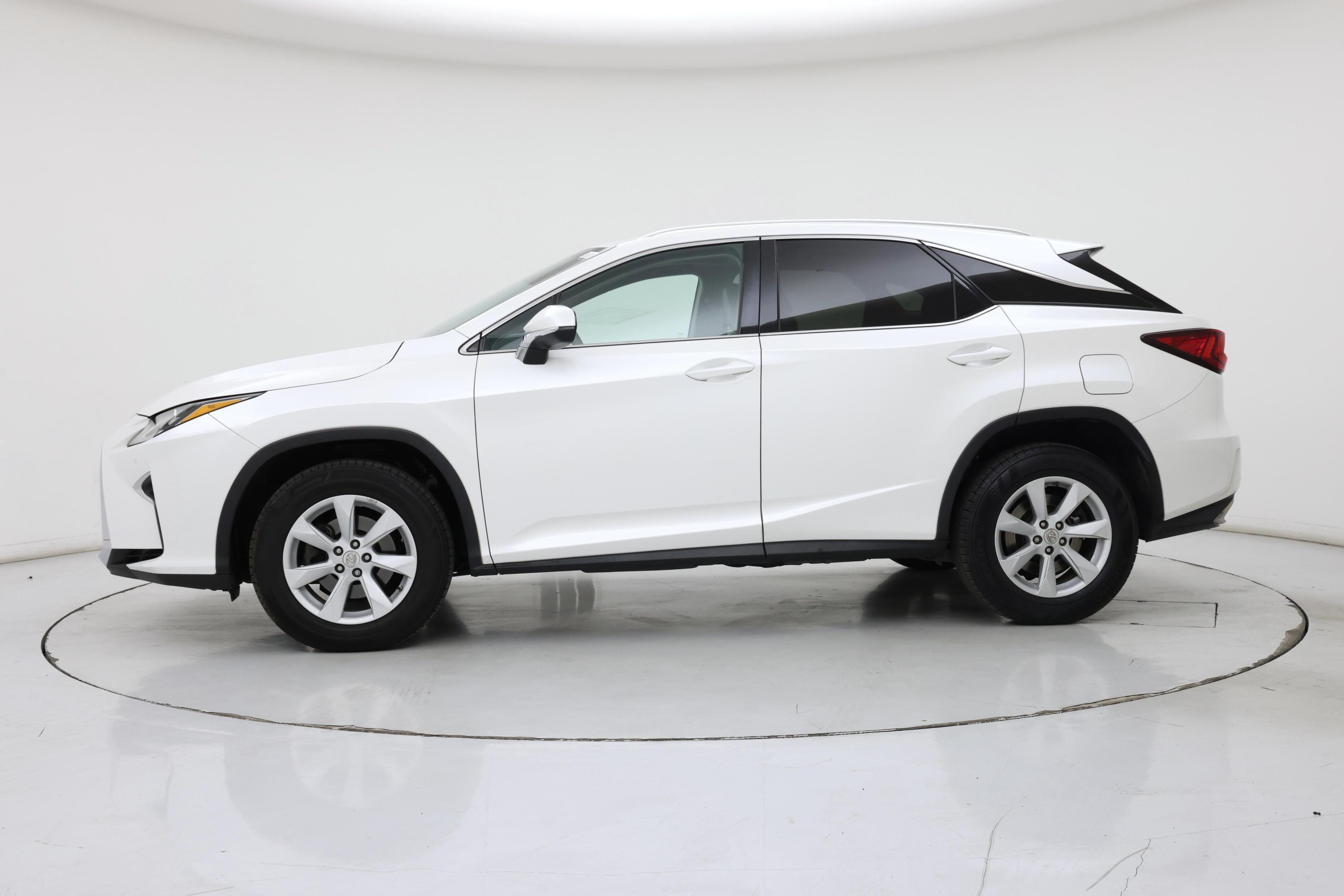 Thumbnail: 2017 Lexus RX - 3