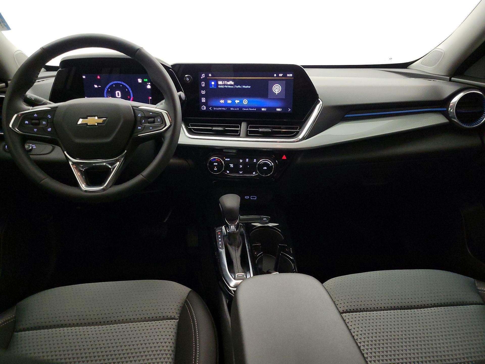 Thumbnail: 2025 Chevrolet Trax - 9