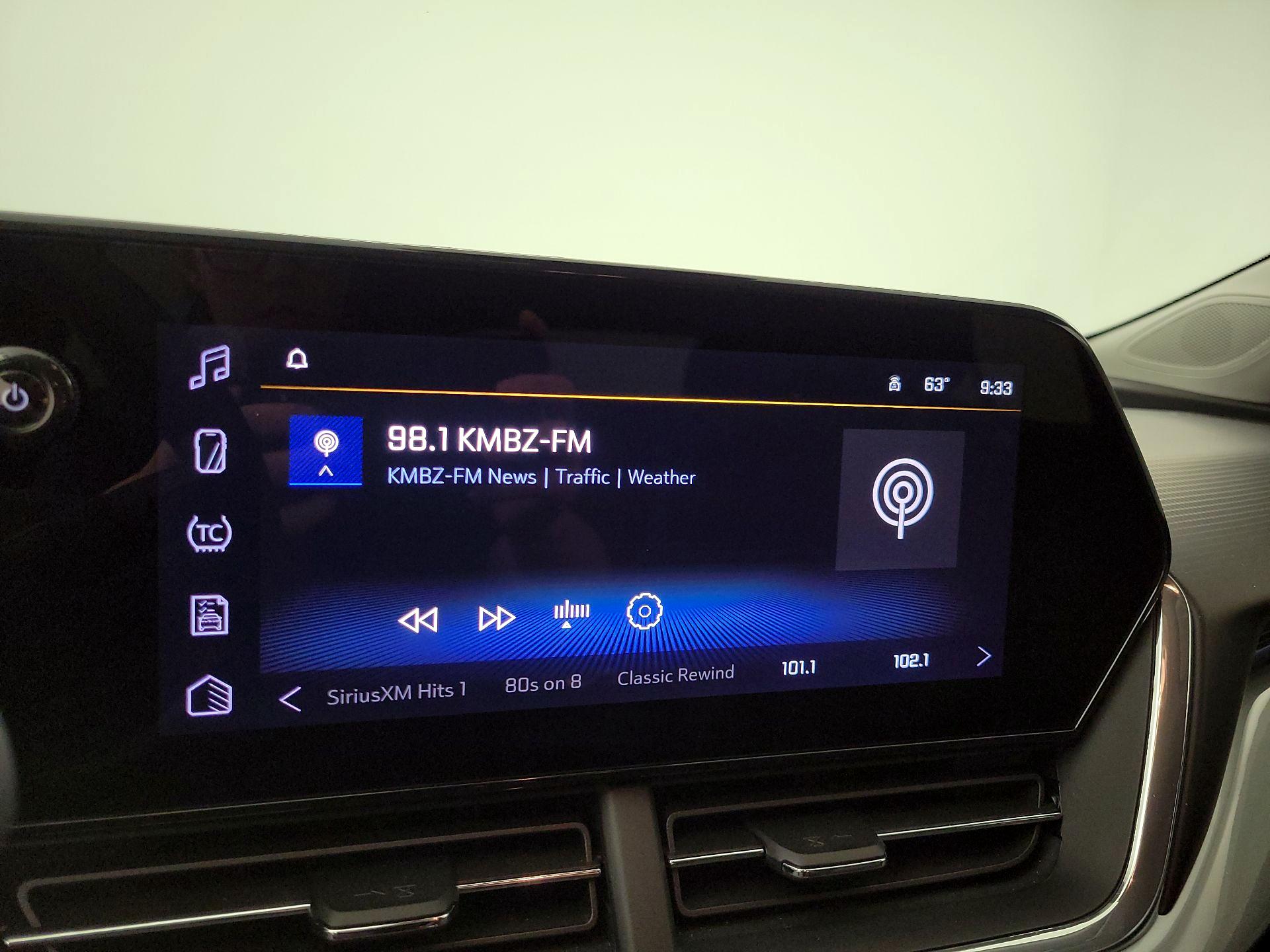 Thumbnail: 2025 Chevrolet Trax - 15