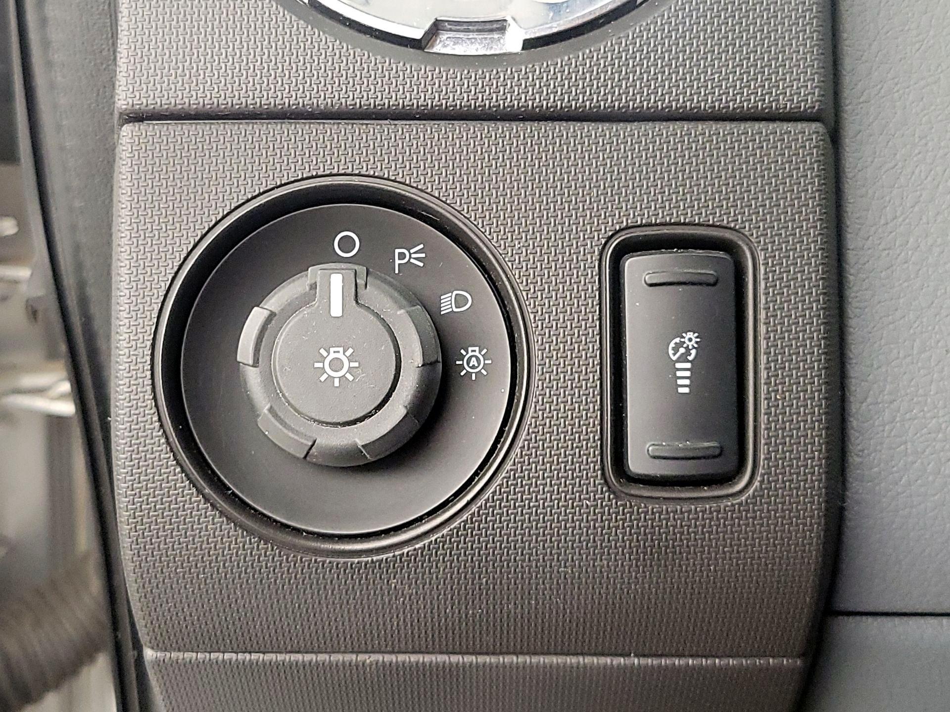 Thumbnail: 2016 Ford F-250 - 13