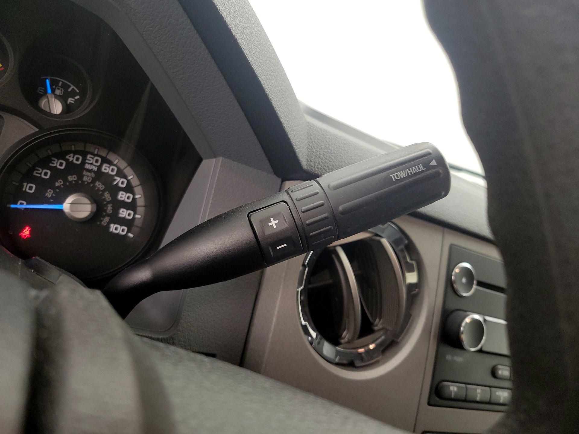 Thumbnail: 2016 Ford F-250 - 16