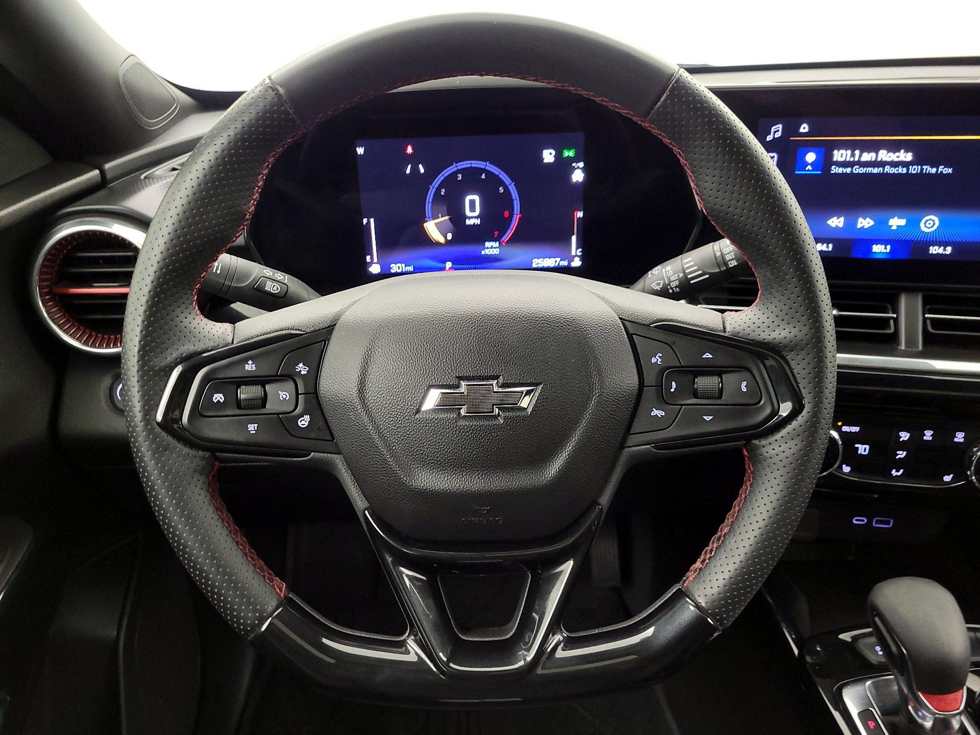 Thumbnail: 2025 Chevrolet Trax - 10