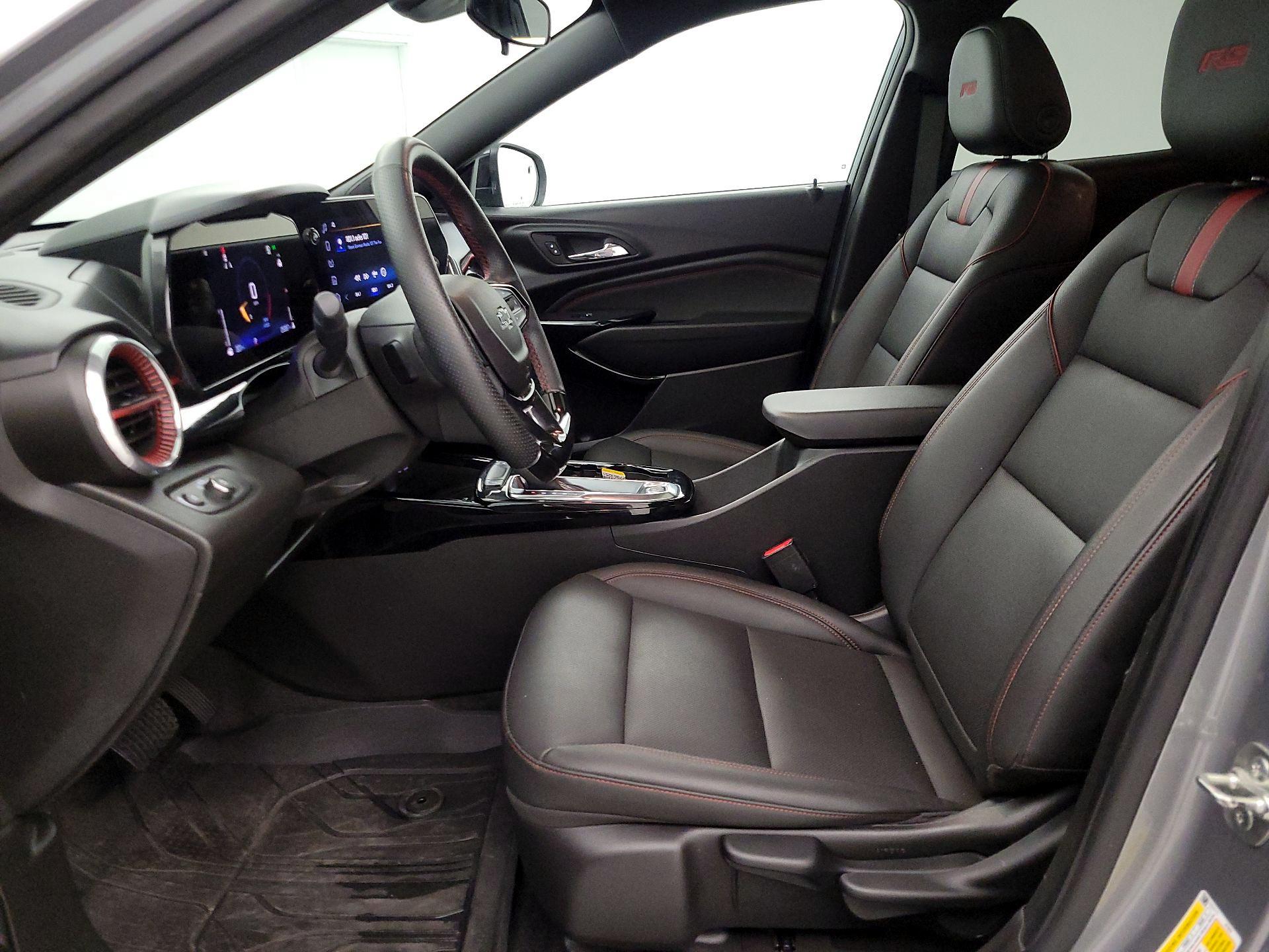 Thumbnail: 2025 Chevrolet Trax - 11