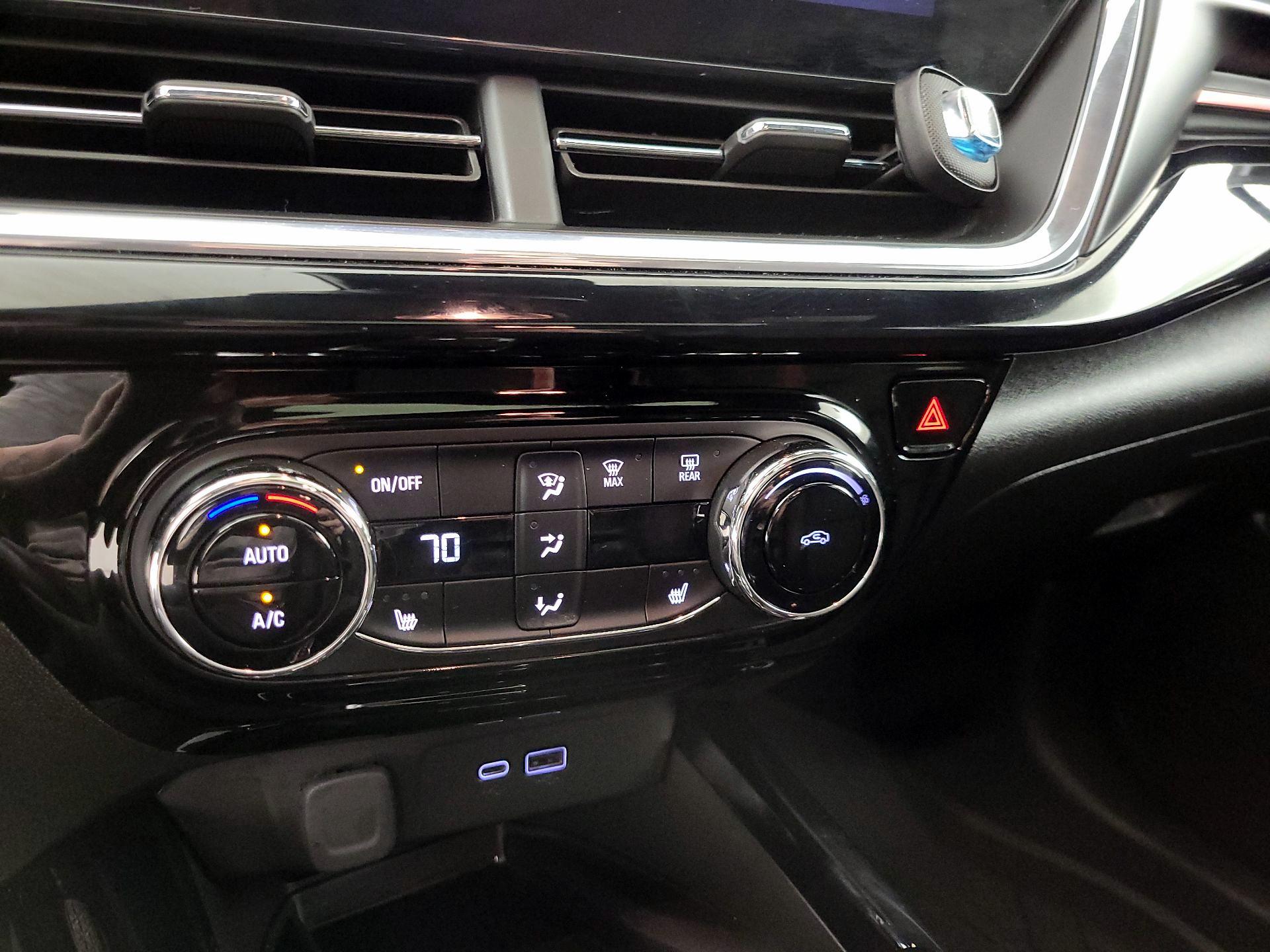 Thumbnail: 2025 Chevrolet Trax - 16