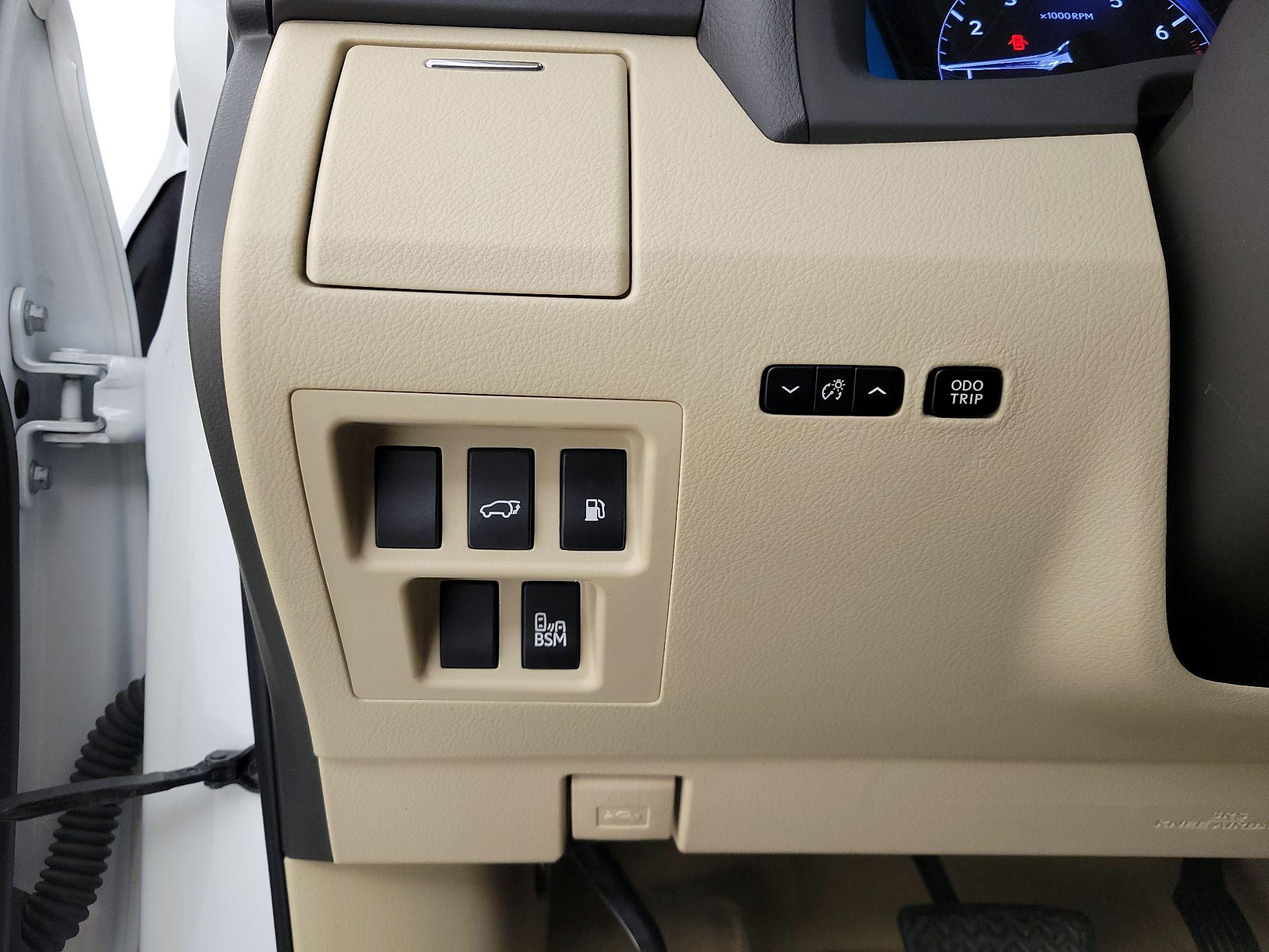 Thumbnail: 2014 Lexus RX - 13