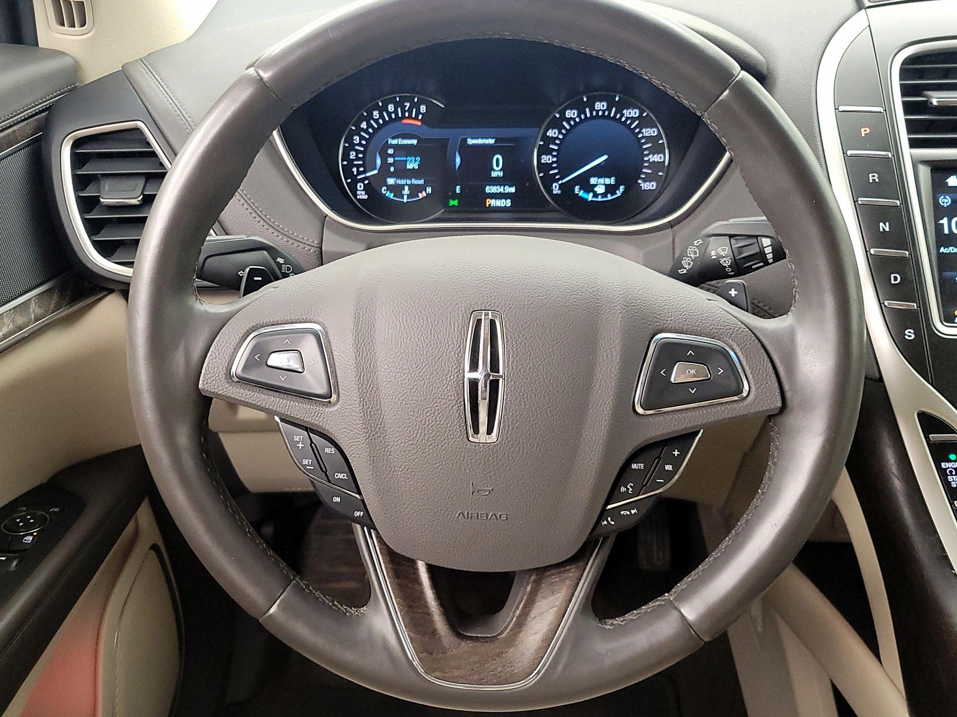 Thumbnail: 2017 Lincoln MKX - 10