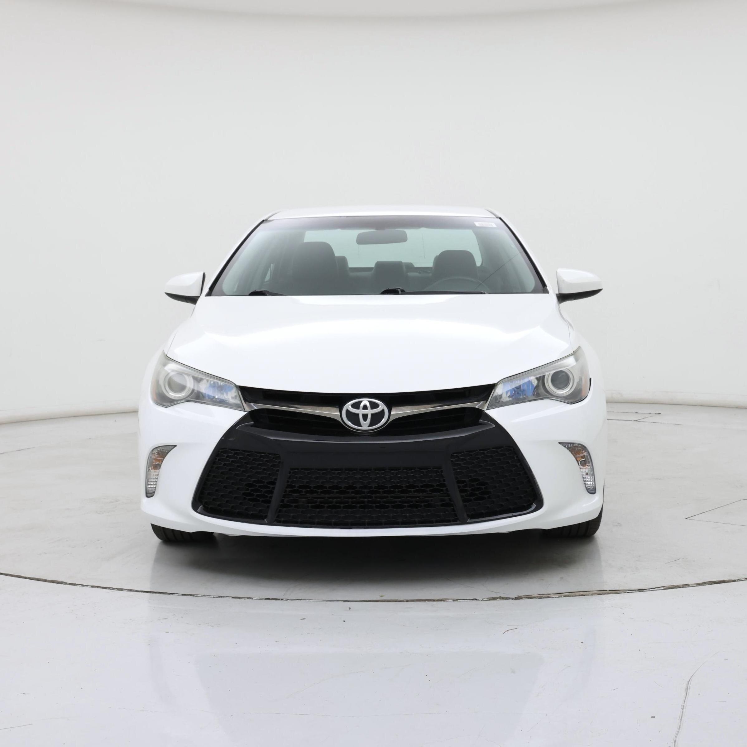 Thumbnail: 2015 Toyota Camry - 5