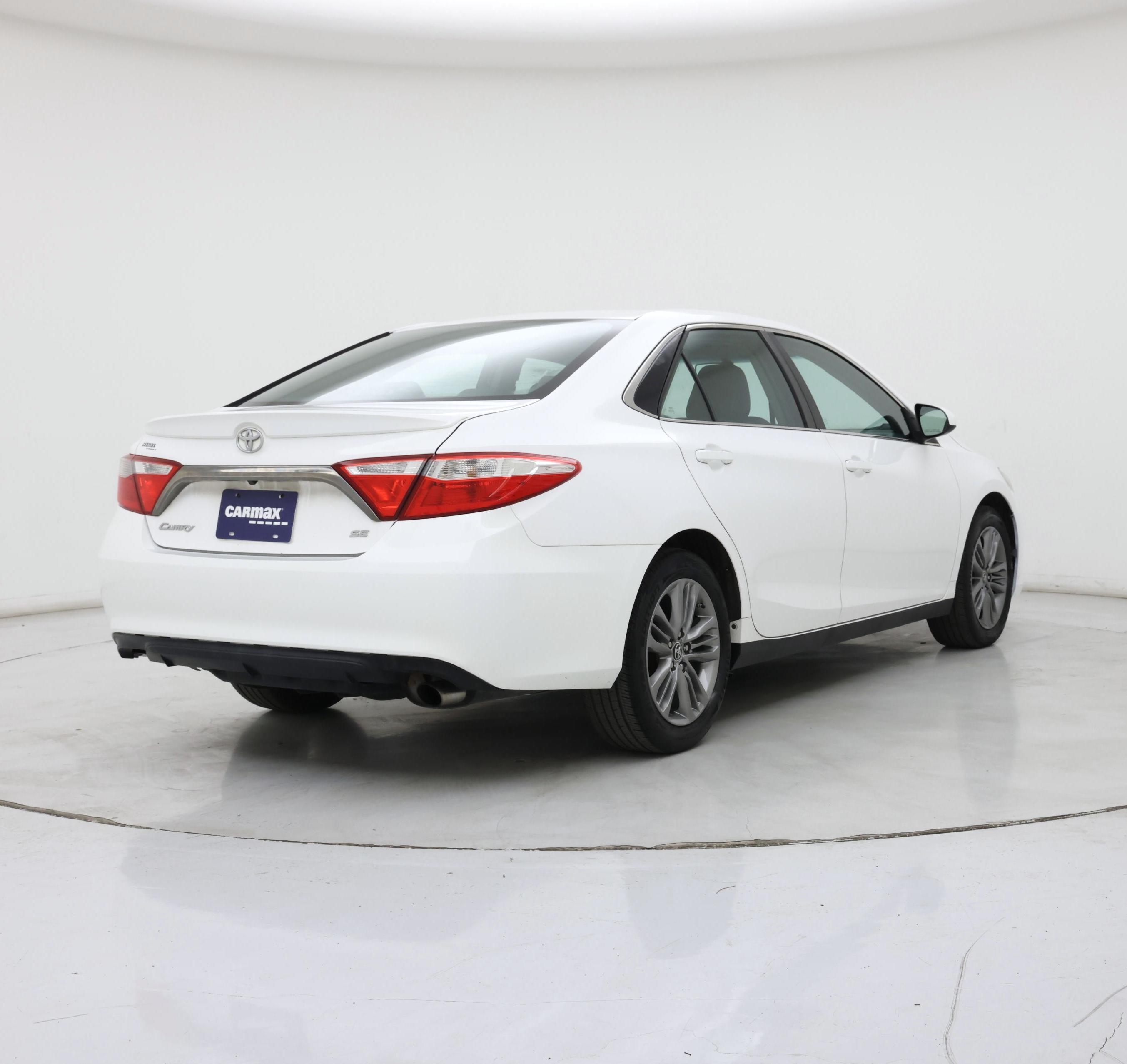 Thumbnail: 2015 Toyota Camry - 8