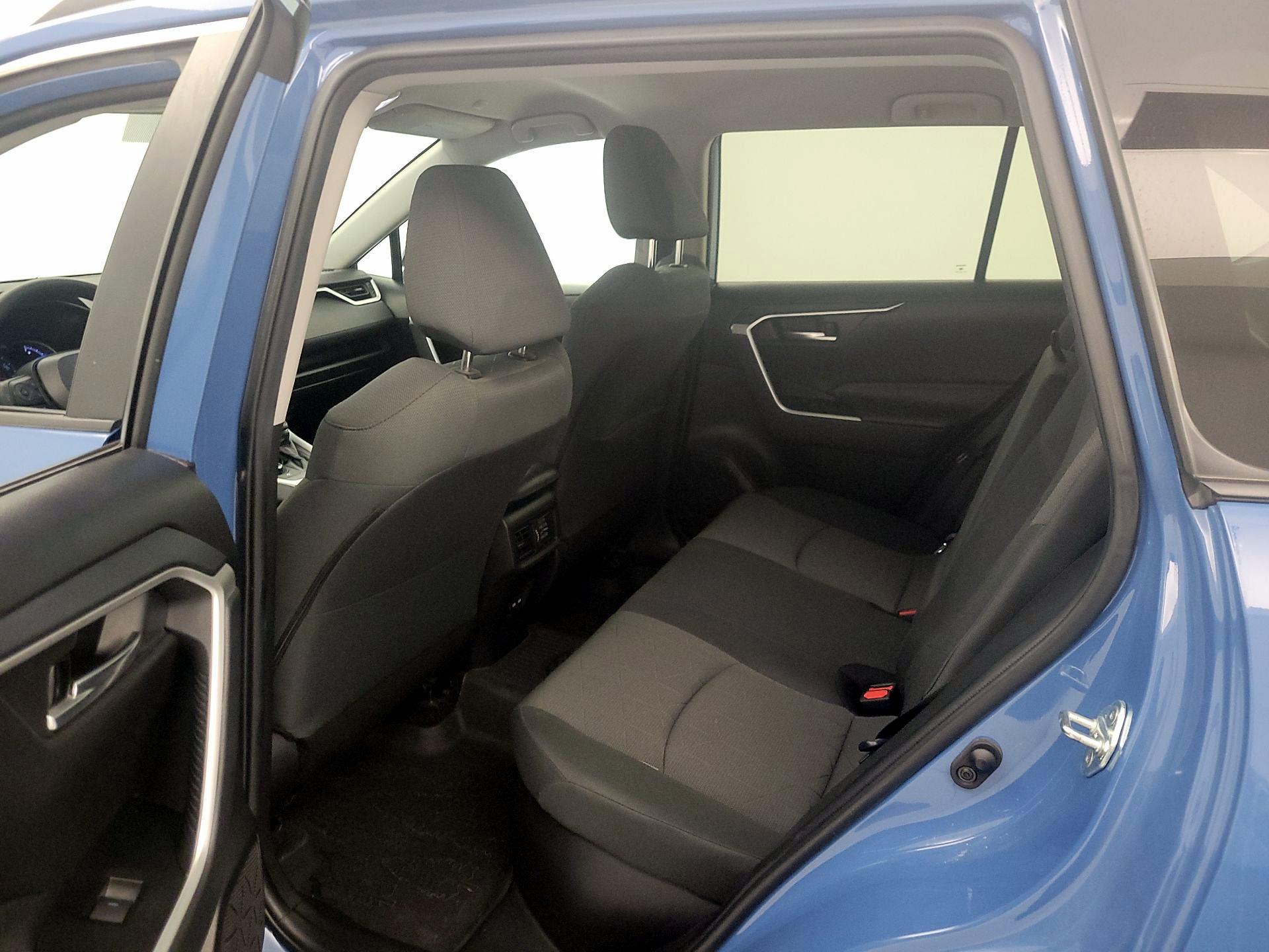 Thumbnail: 2023 Toyota RAV4 - 19