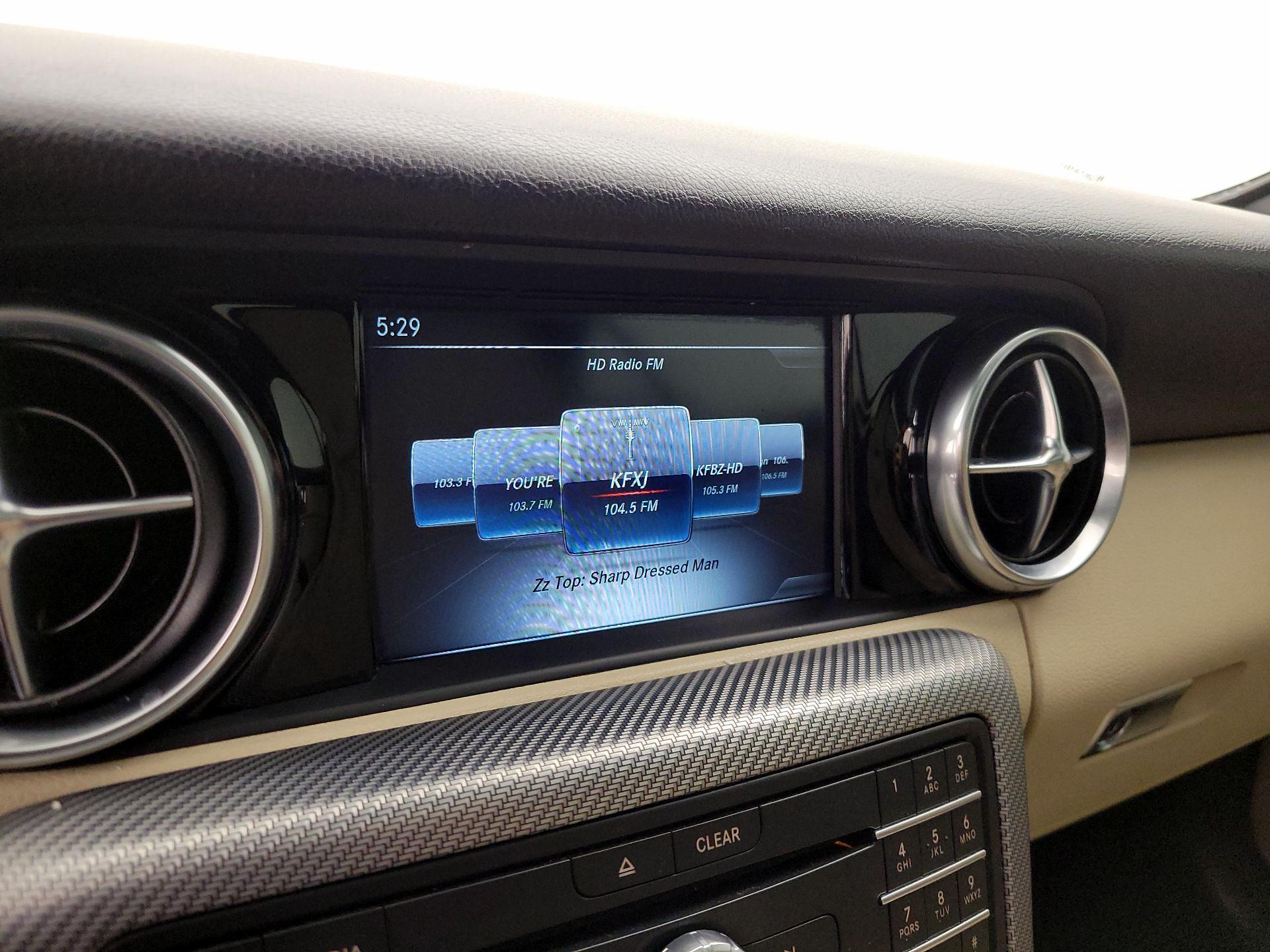 Thumbnail: 2017 Mercedes-Benz SLC - 16