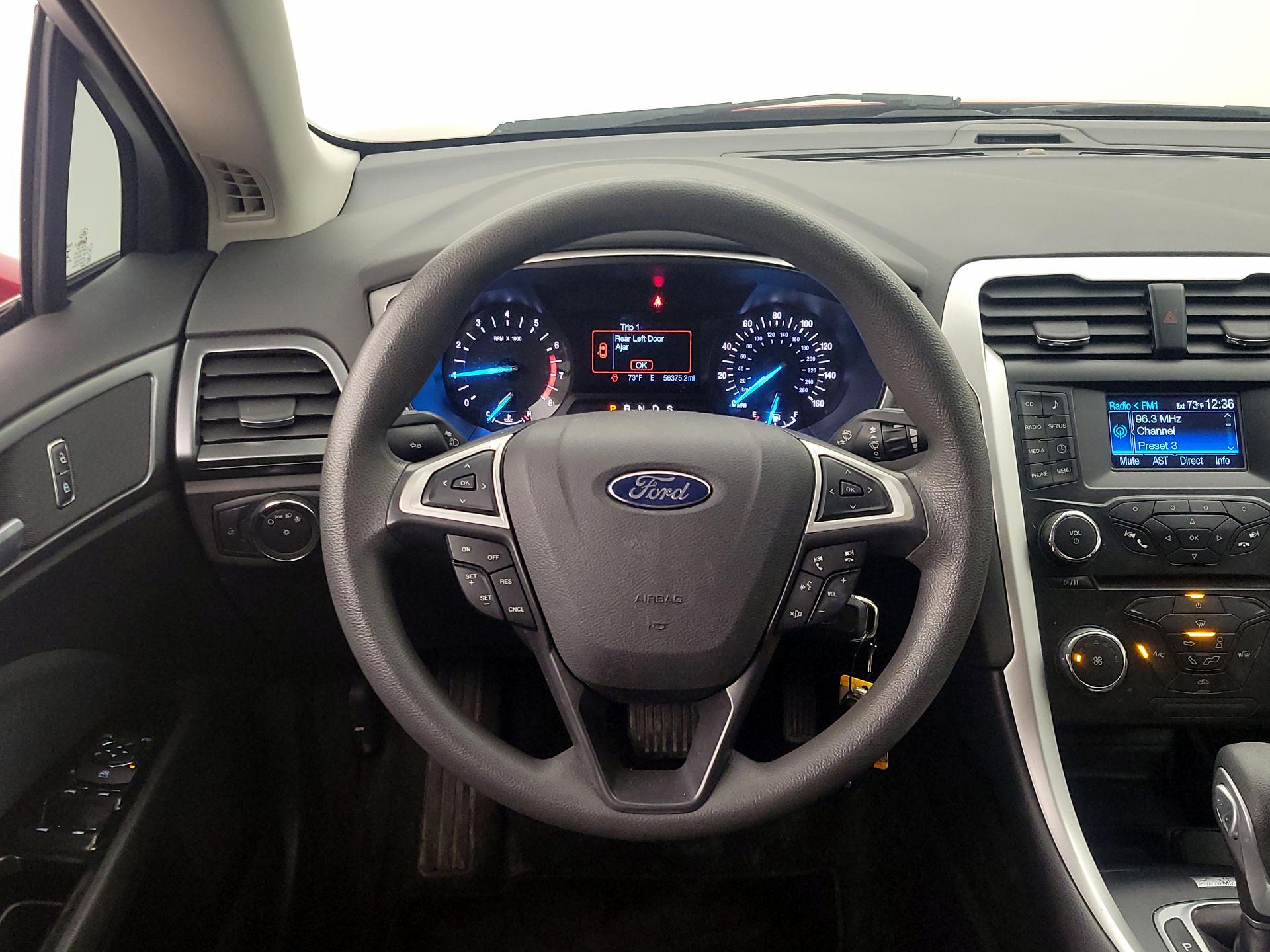 Thumbnail: 2014 Ford Fusion - 10