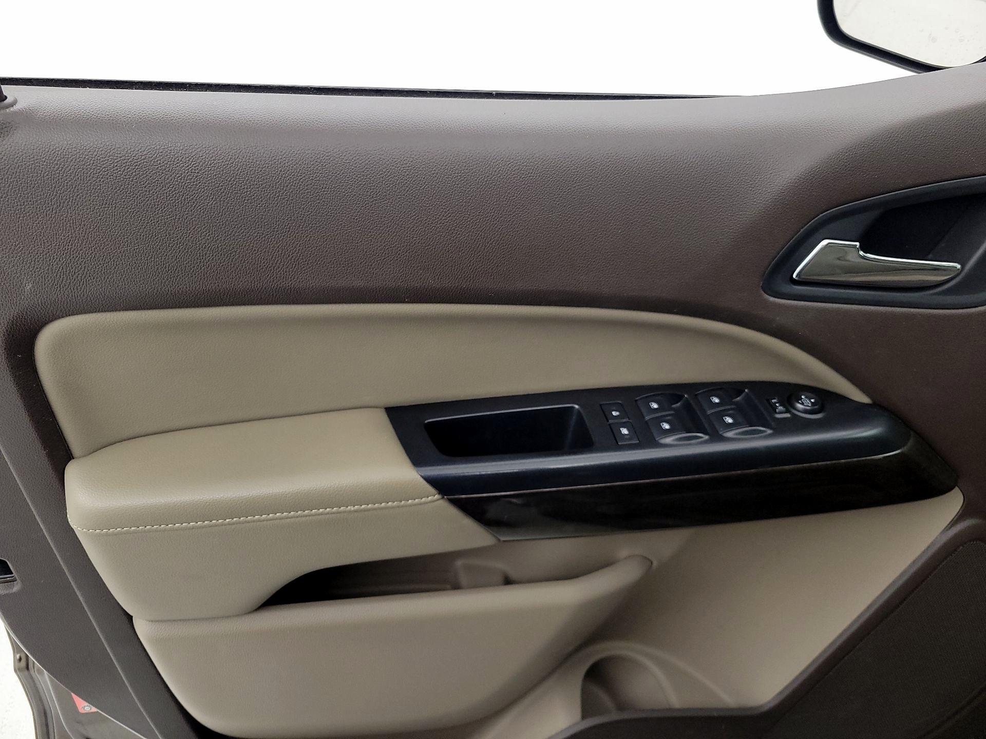 Thumbnail: 2016 GMC Canyon - 12