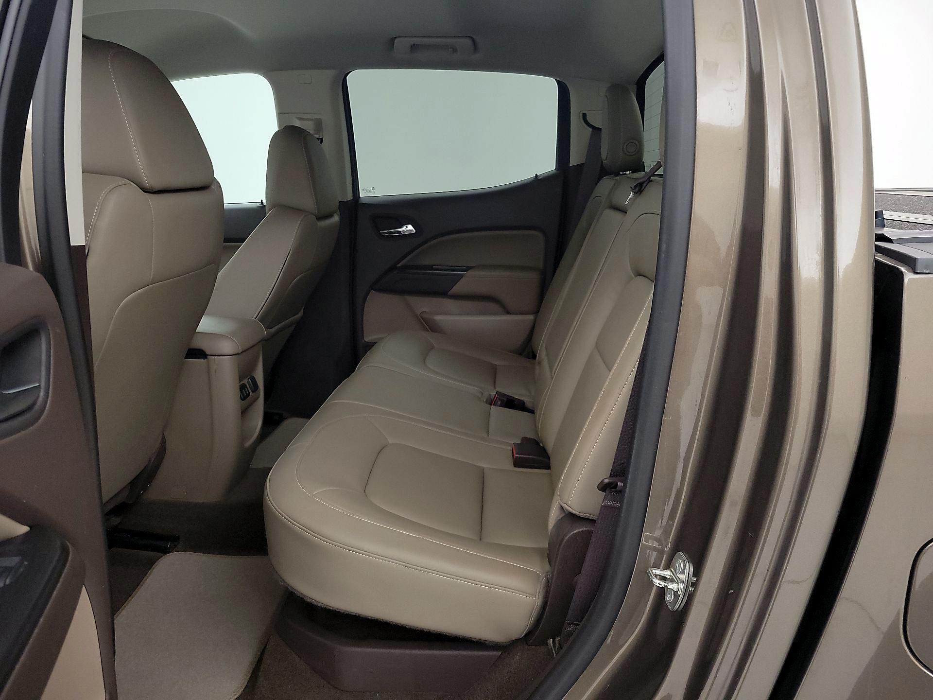 Thumbnail: 2016 GMC Canyon - 19