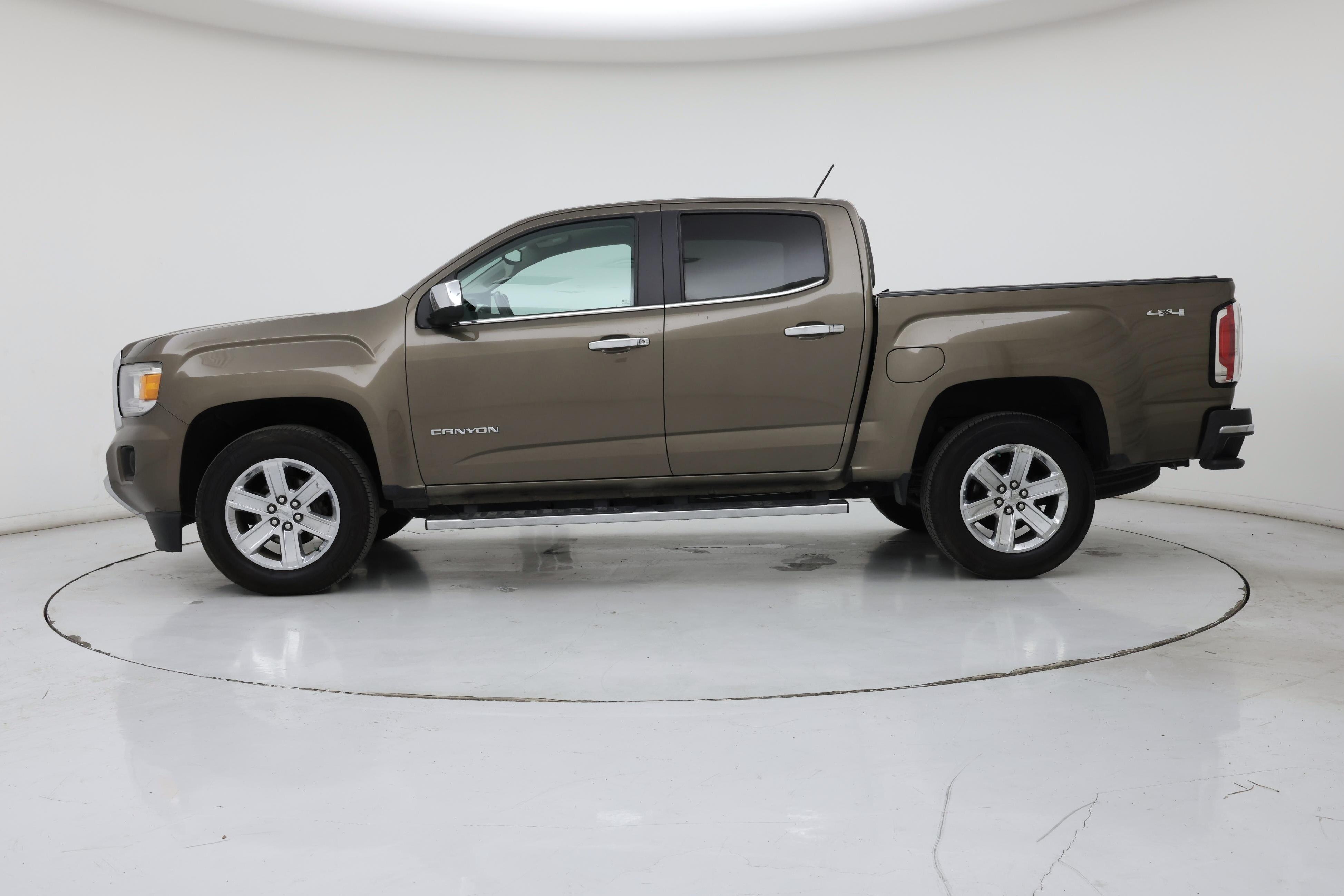 Thumbnail: 2016 GMC Canyon - 3