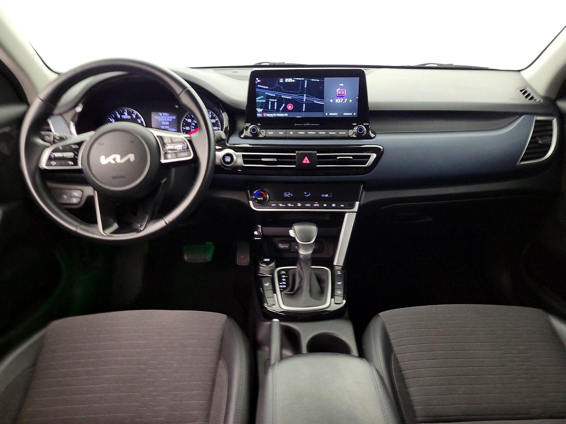 Thumbnail: 2022 Kia Seltos - 9