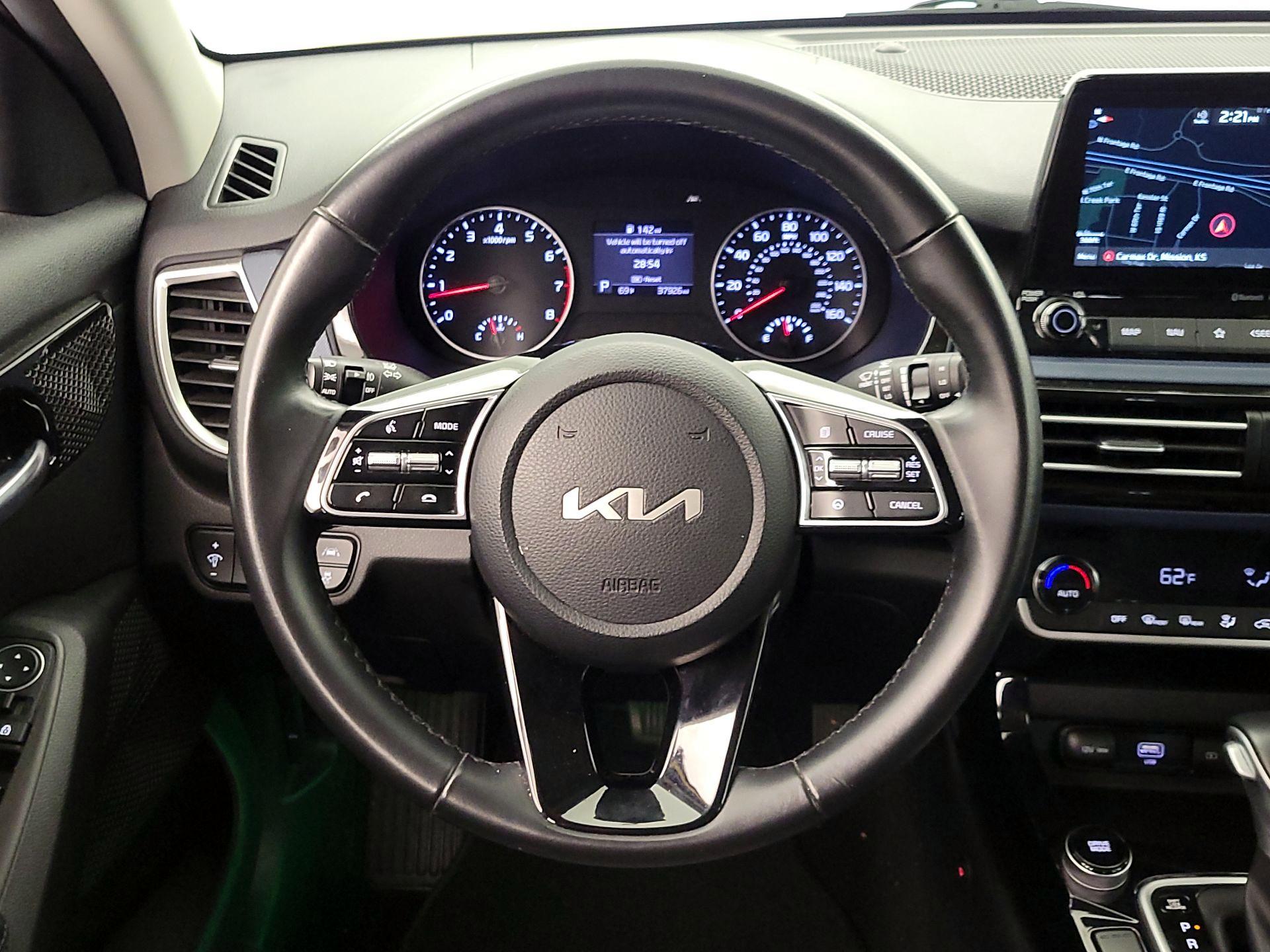 Thumbnail: 2022 Kia Seltos - 10