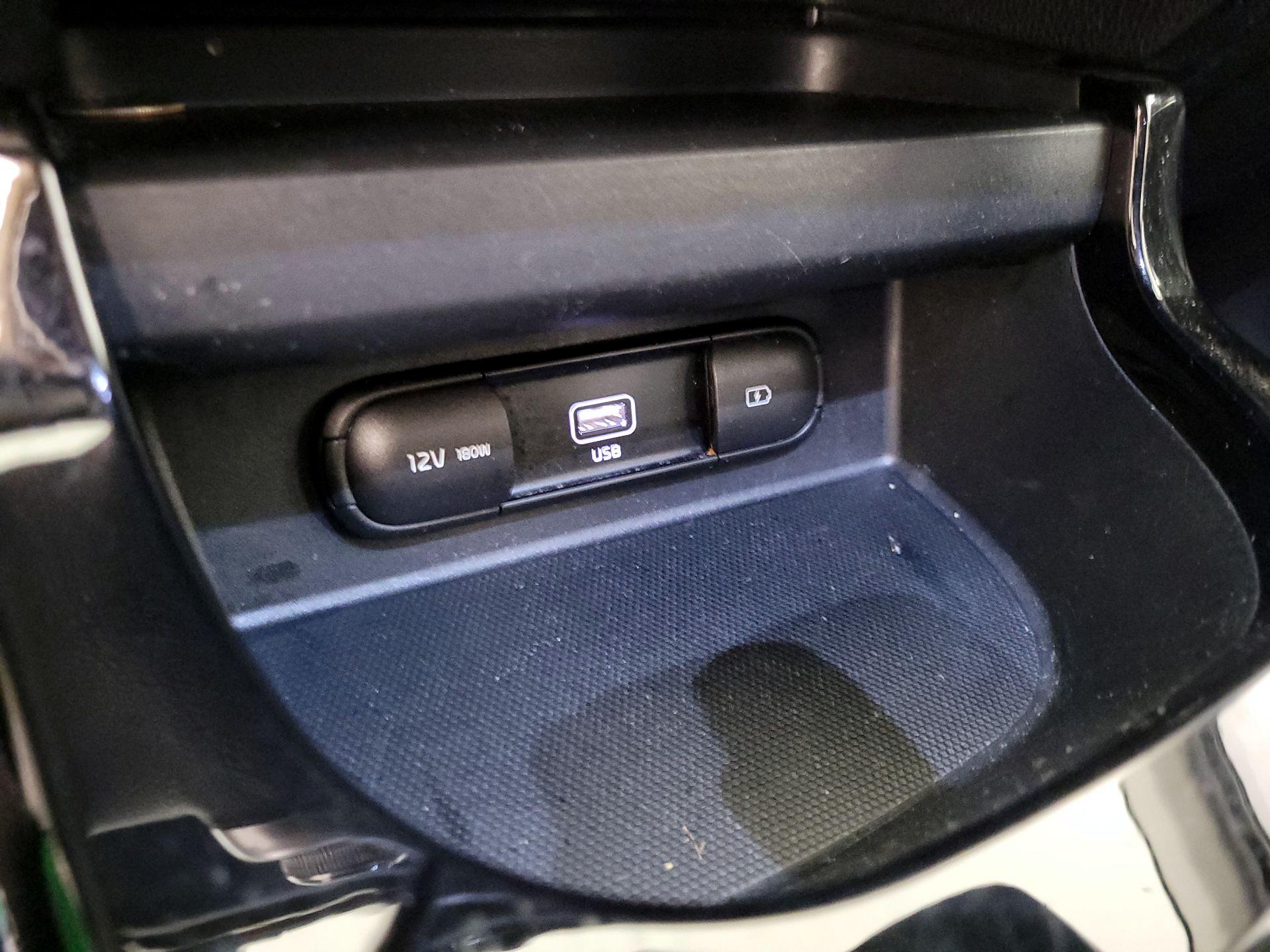 Thumbnail: 2022 Kia Seltos - 19