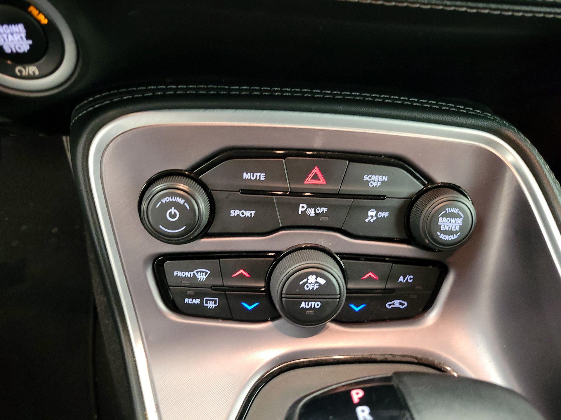 Thumbnail: 2022 Dodge Challenger - 16