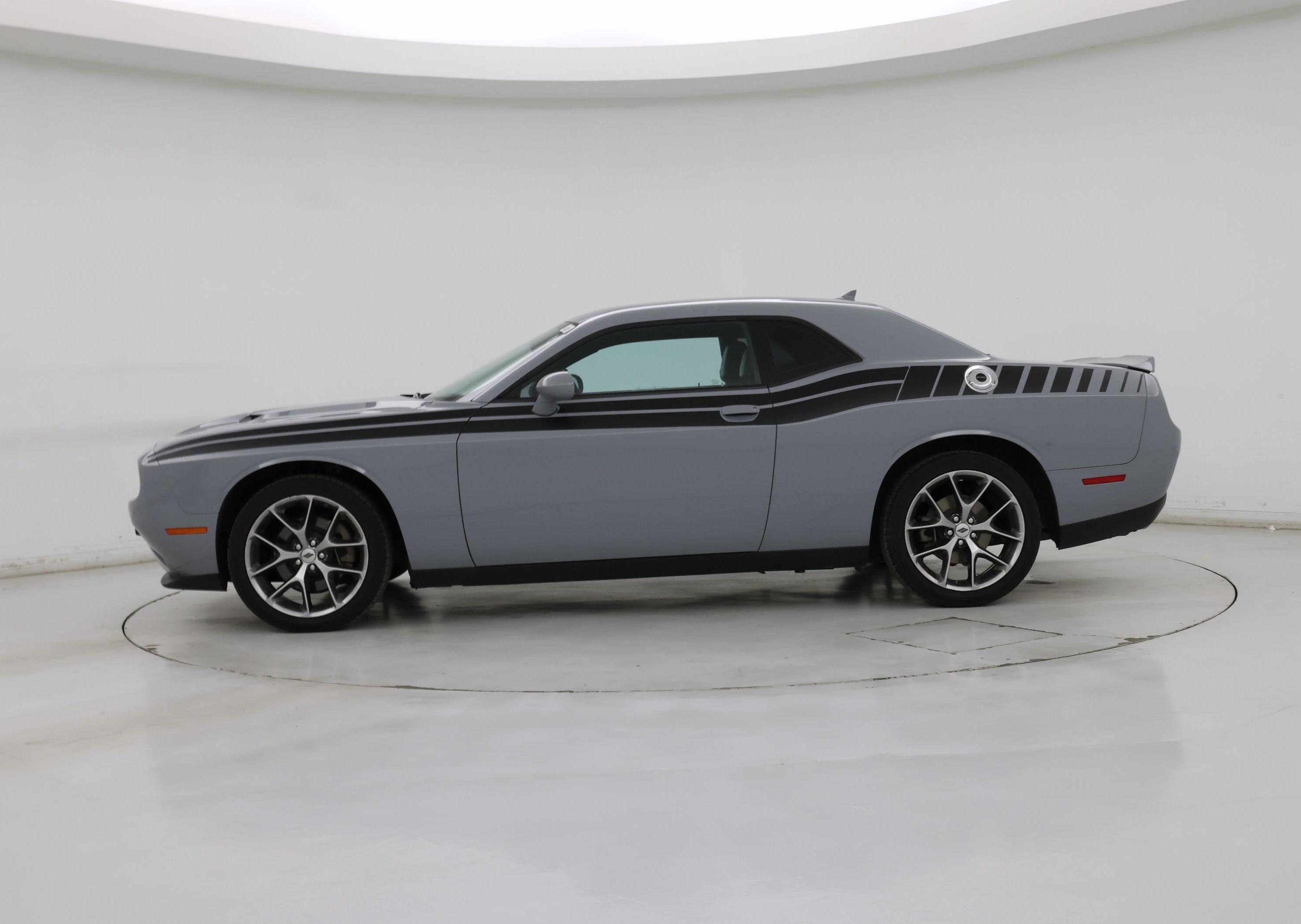 Thumbnail: 2022 Dodge Challenger - 3