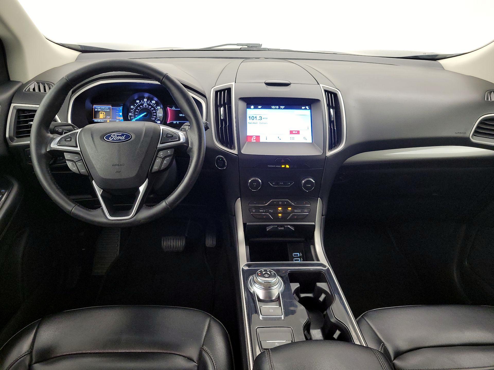 Thumbnail: 2019 Ford Edge - 9