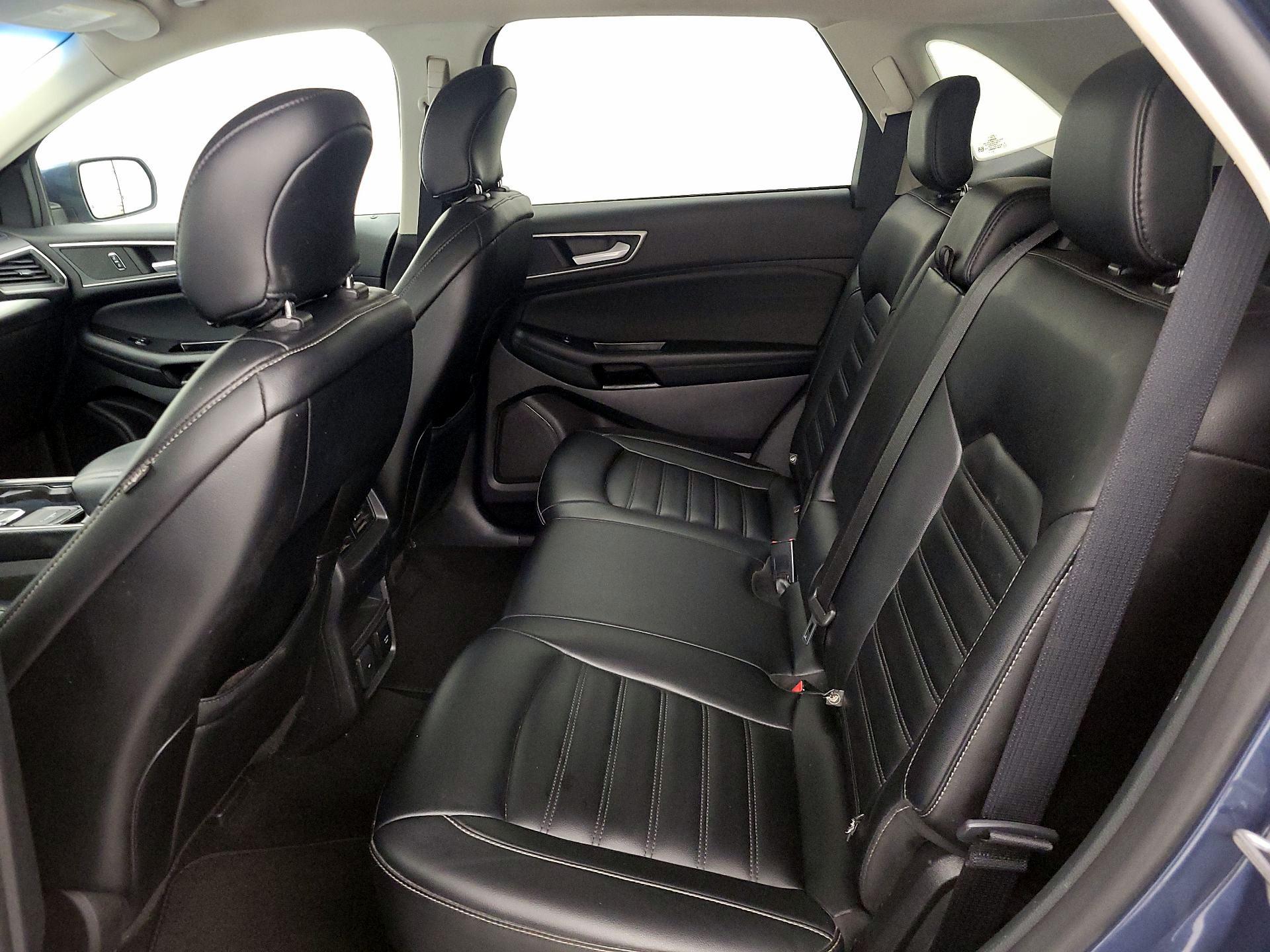 Thumbnail: 2019 Ford Edge - 19