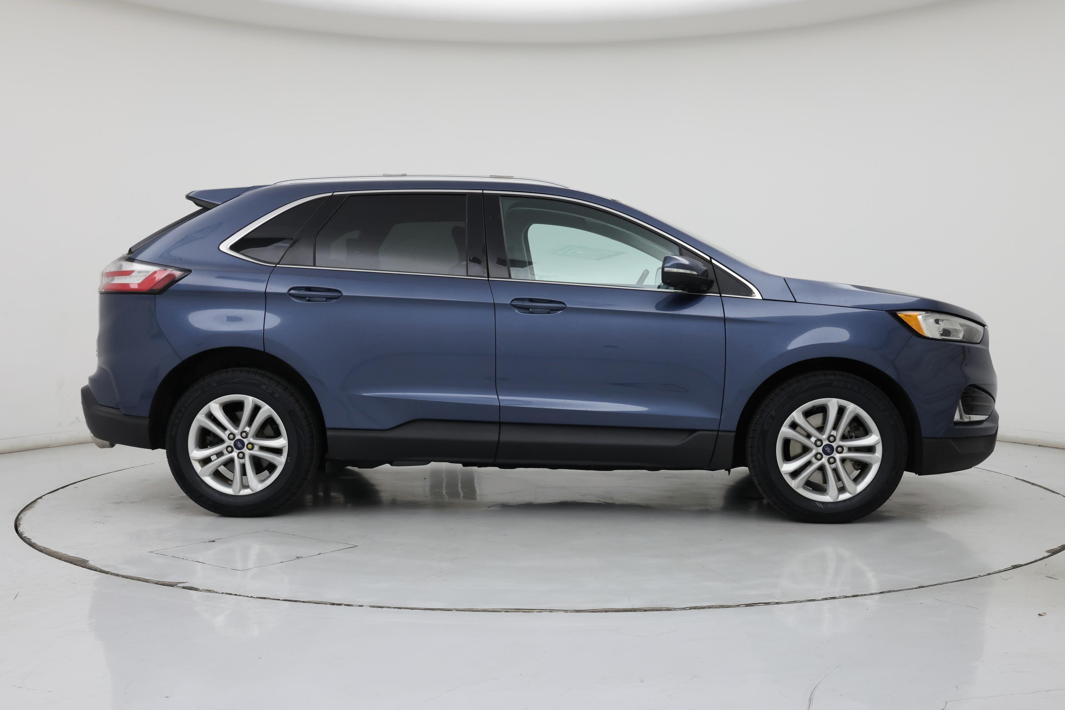 Thumbnail: 2019 Ford Edge - 7