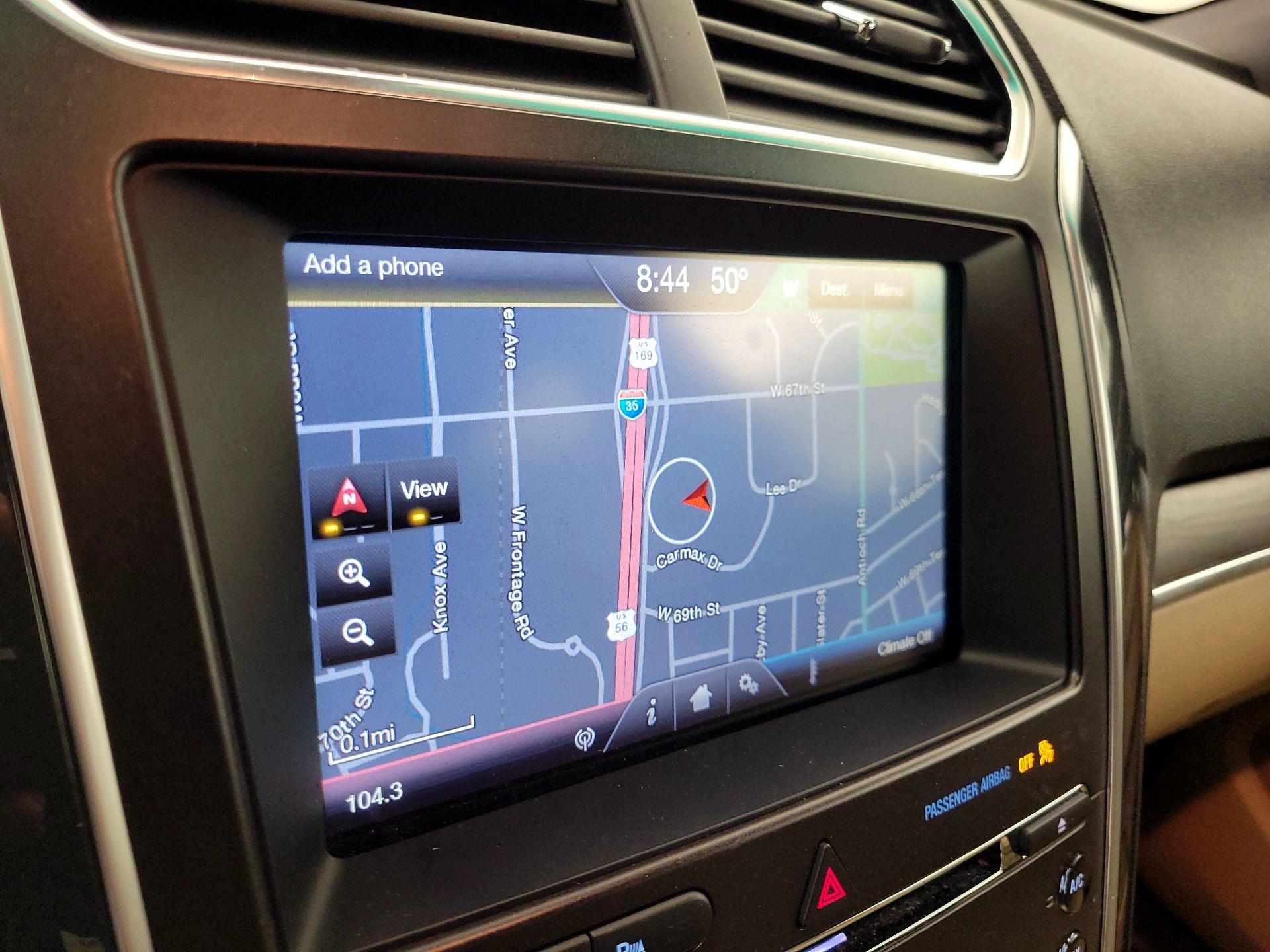 Thumbnail: 2016 Ford Explorer - 14