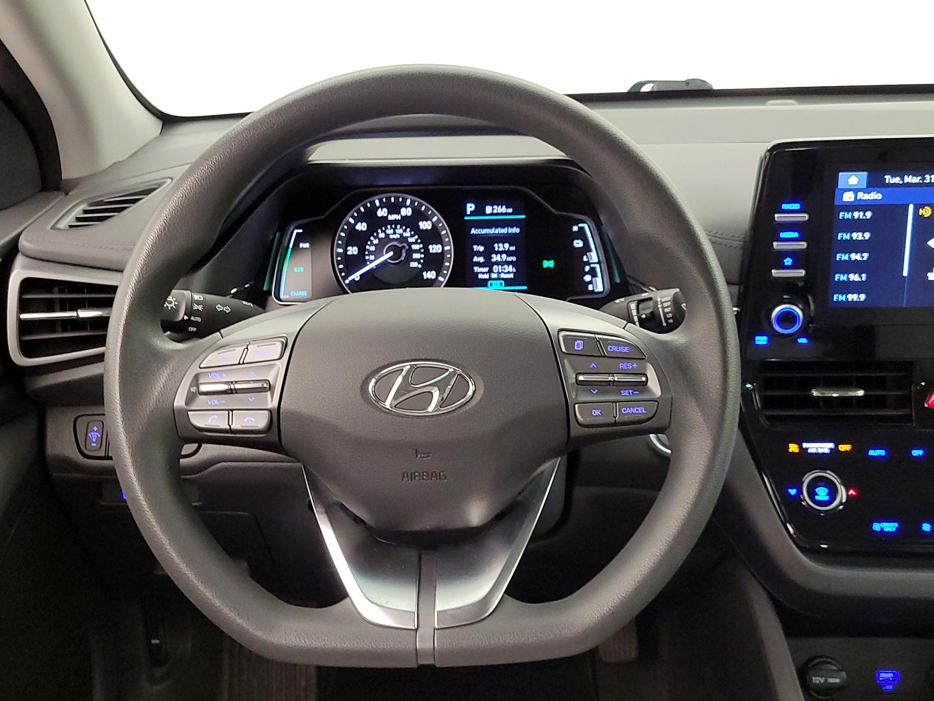 Thumbnail: 2022 Hyundai Ioniq - 10