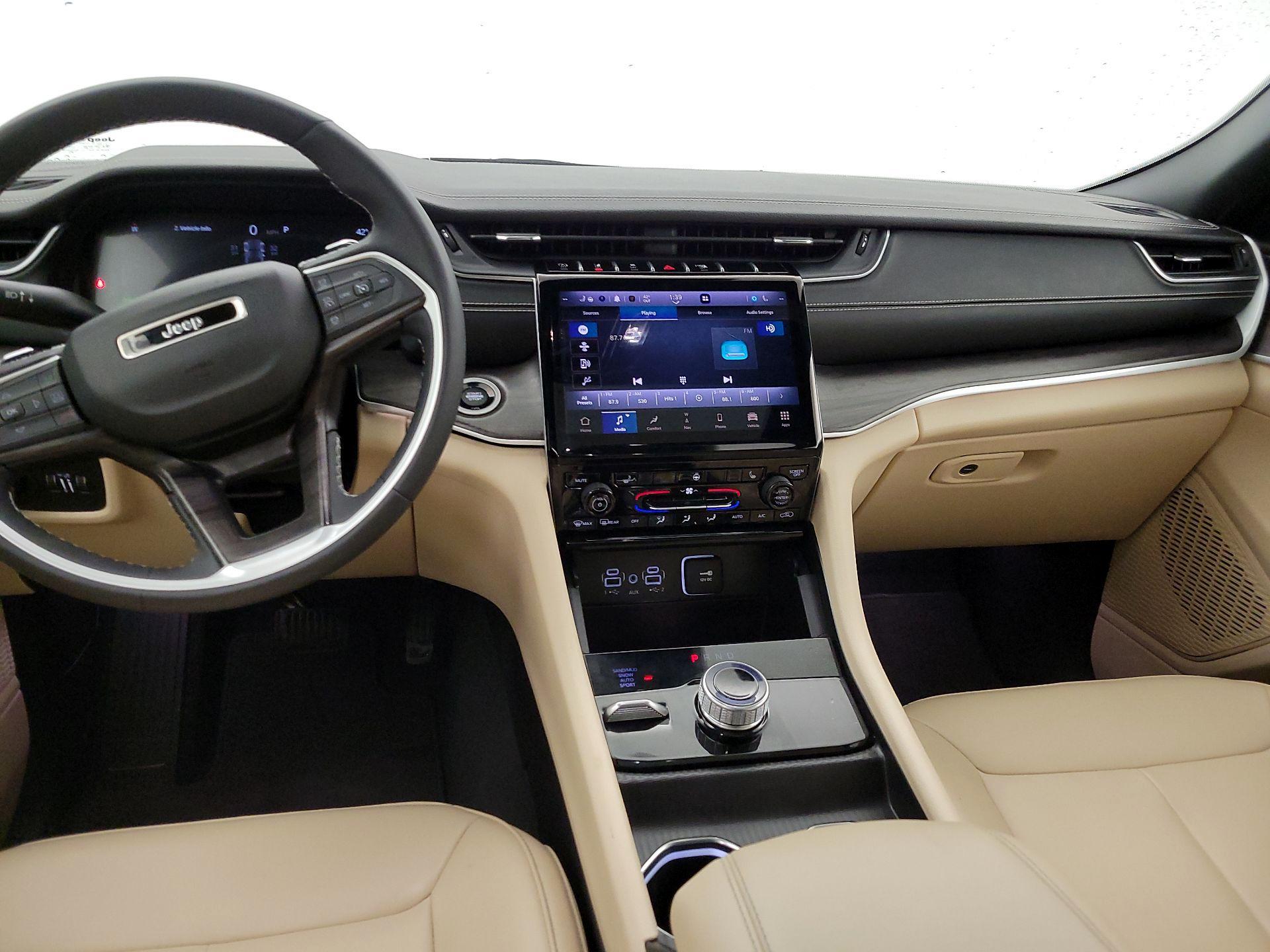 Thumbnail: 2024 Jeep Grand Cherokee - 9