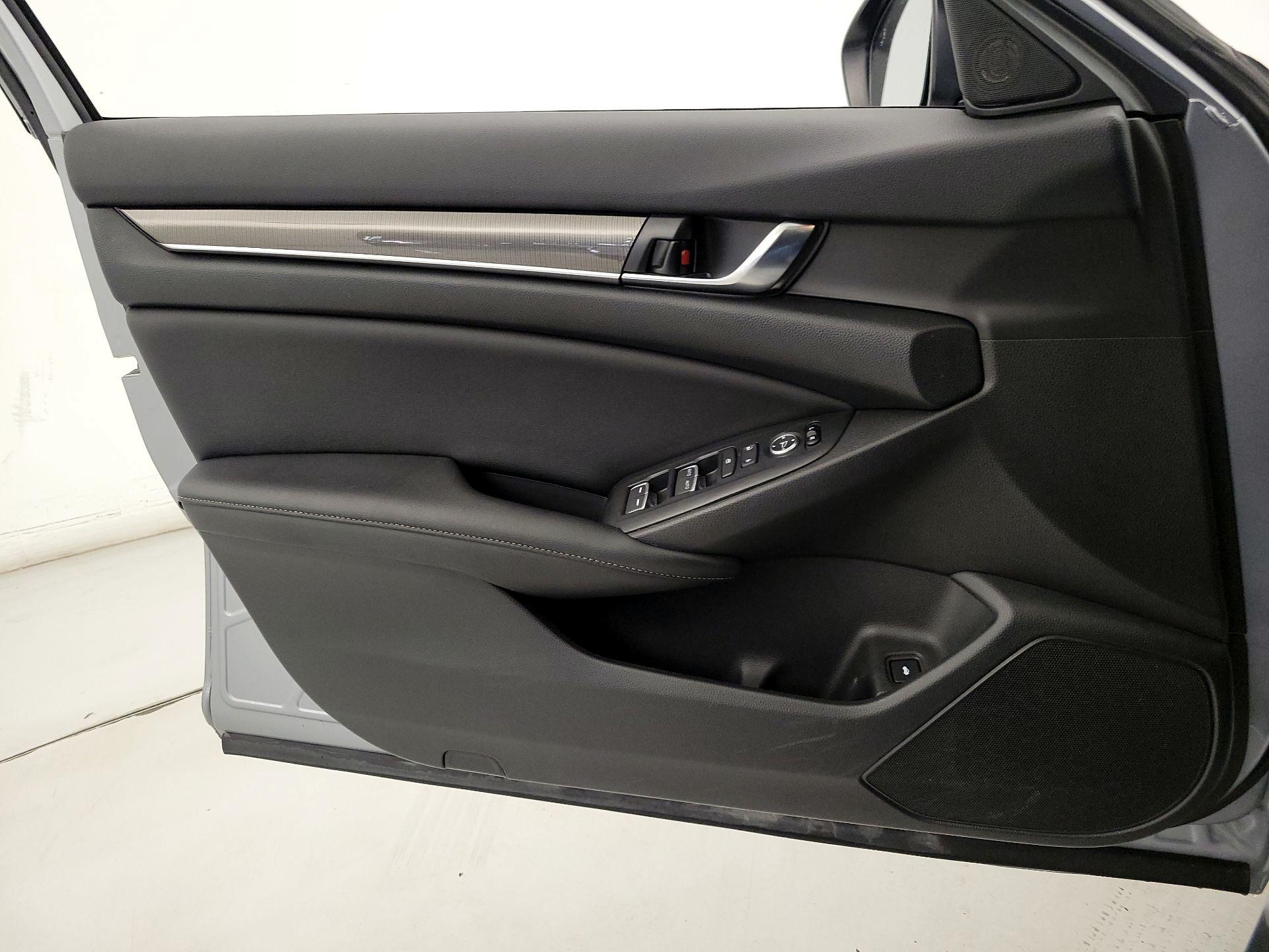 Thumbnail: 2020 Honda Accord - 12