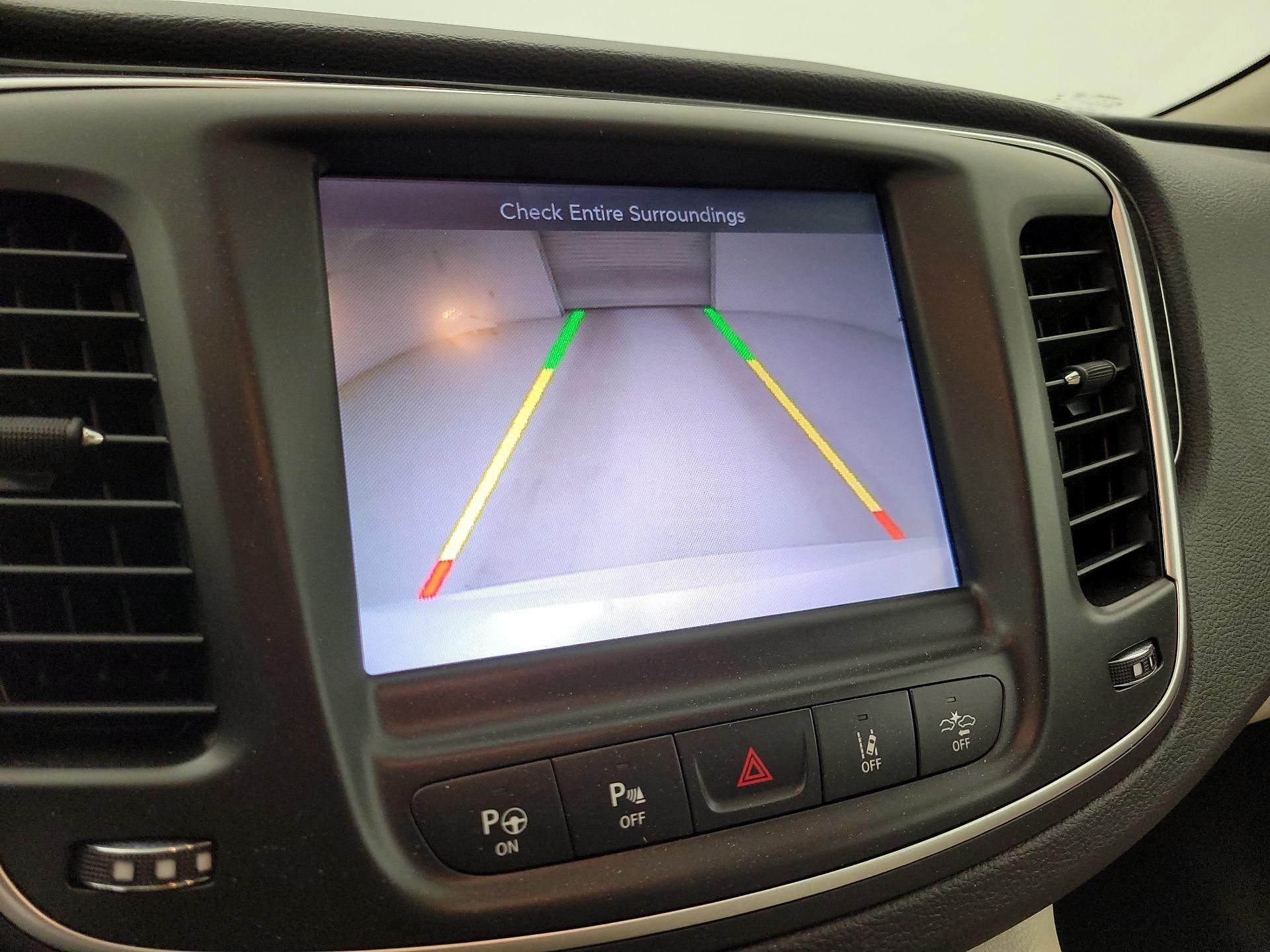 Thumbnail: 2015 Chrysler 200 - 15