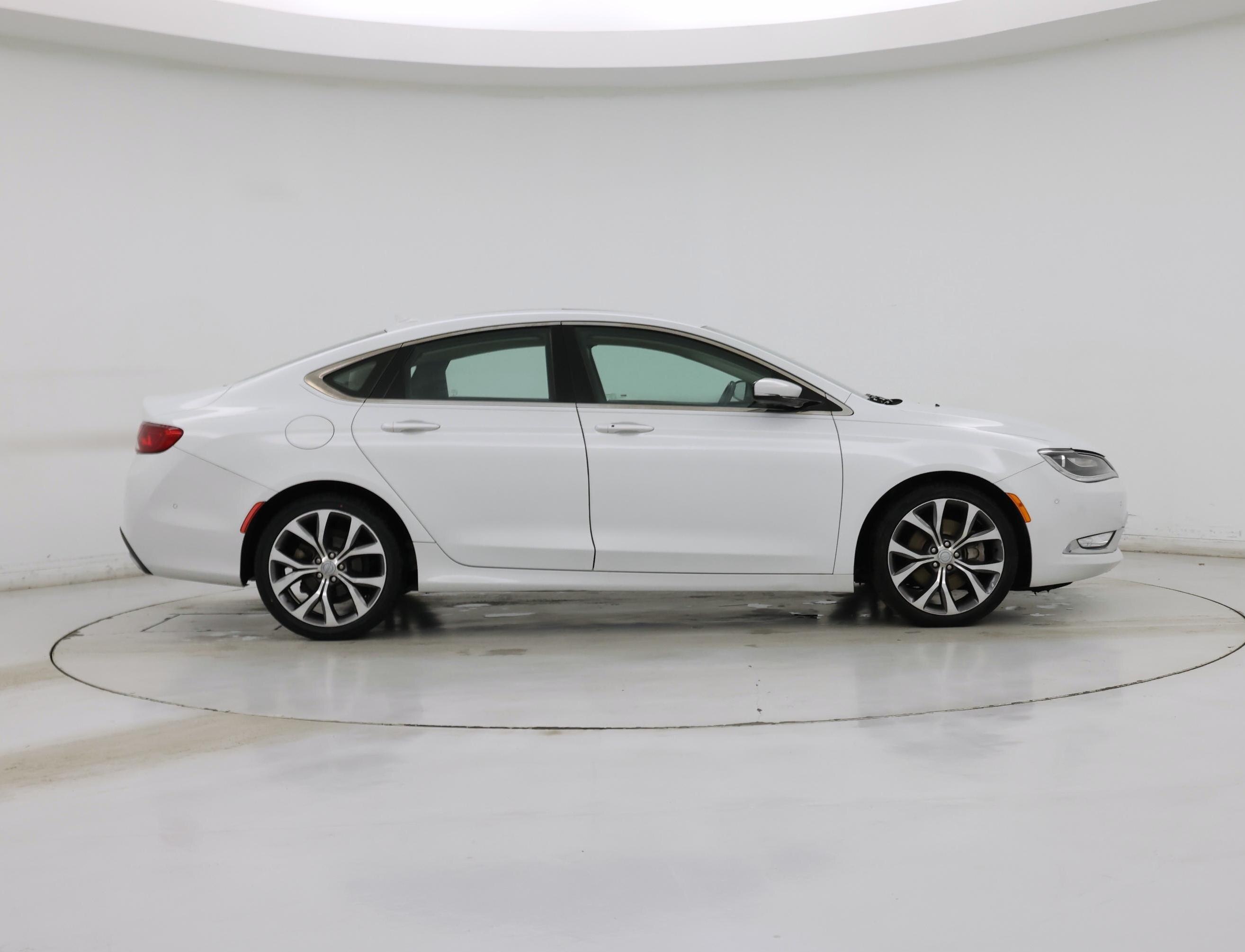 Thumbnail: 2015 Chrysler 200 - 7