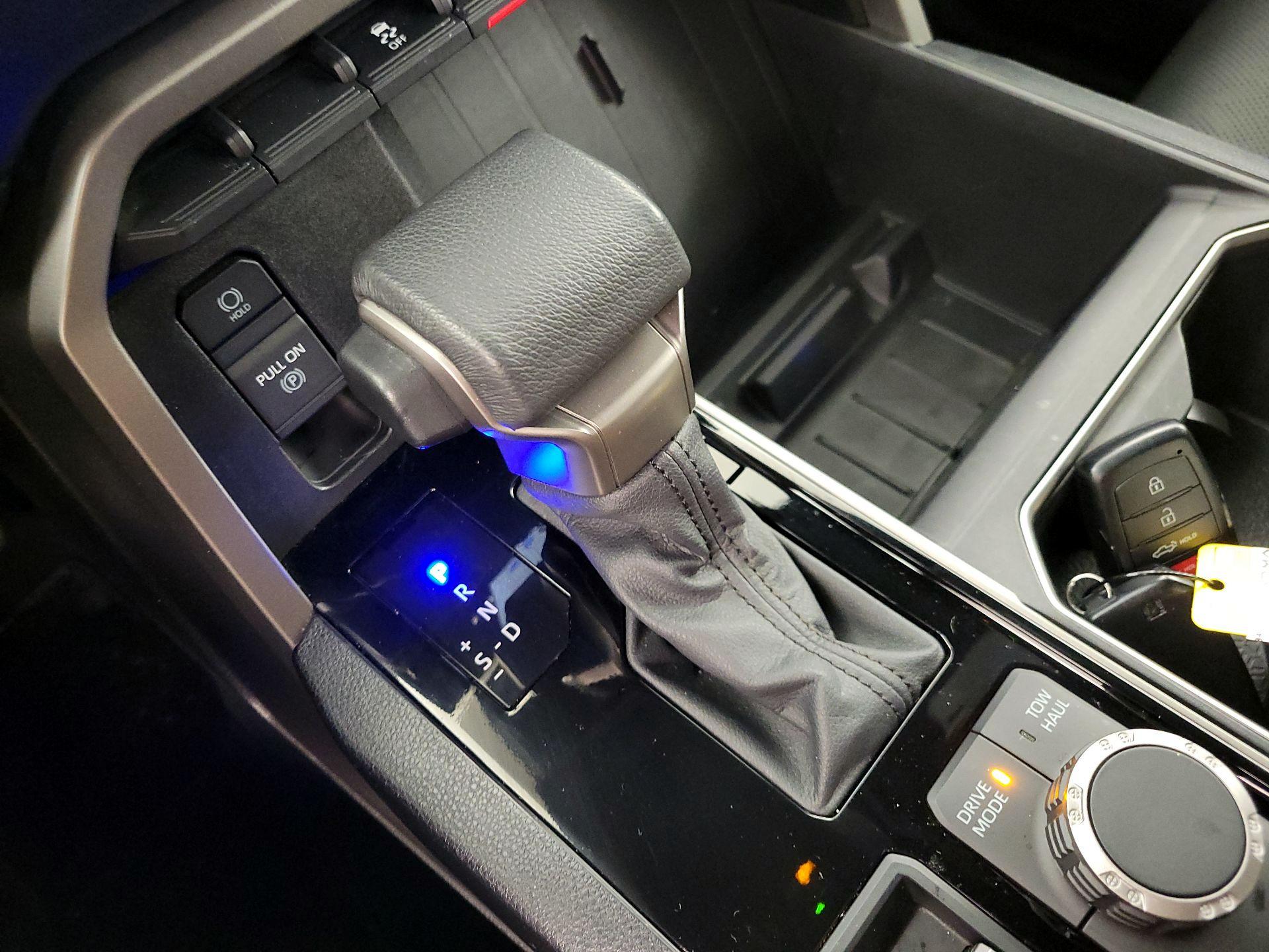 Thumbnail: 2025 Toyota Tundra - 17