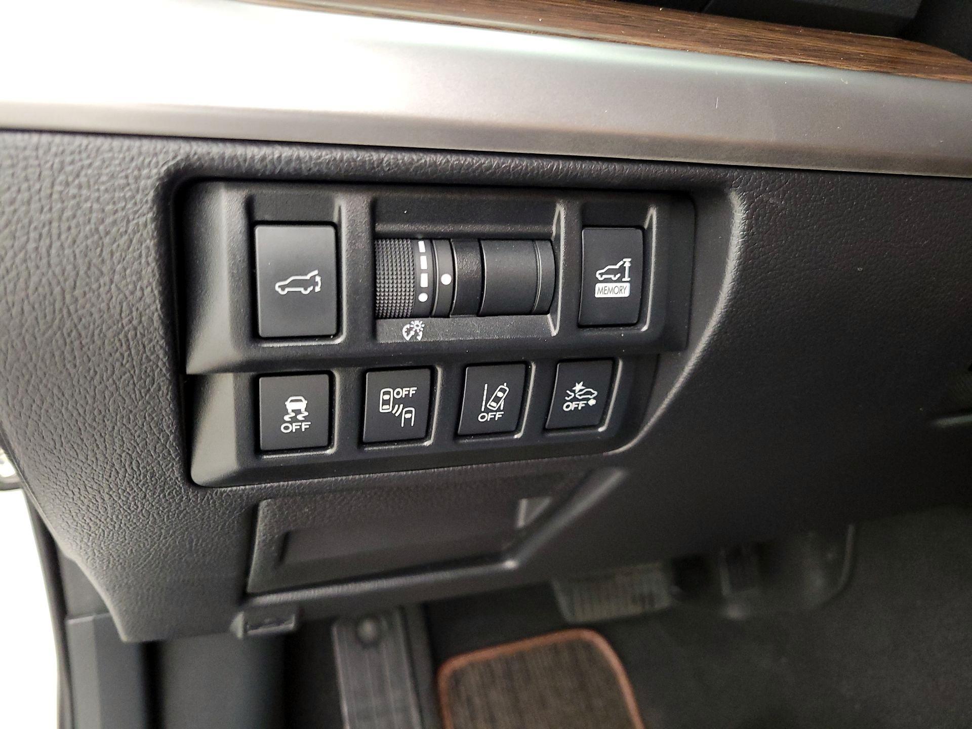 Thumbnail: 2018 Subaru Outback - 13