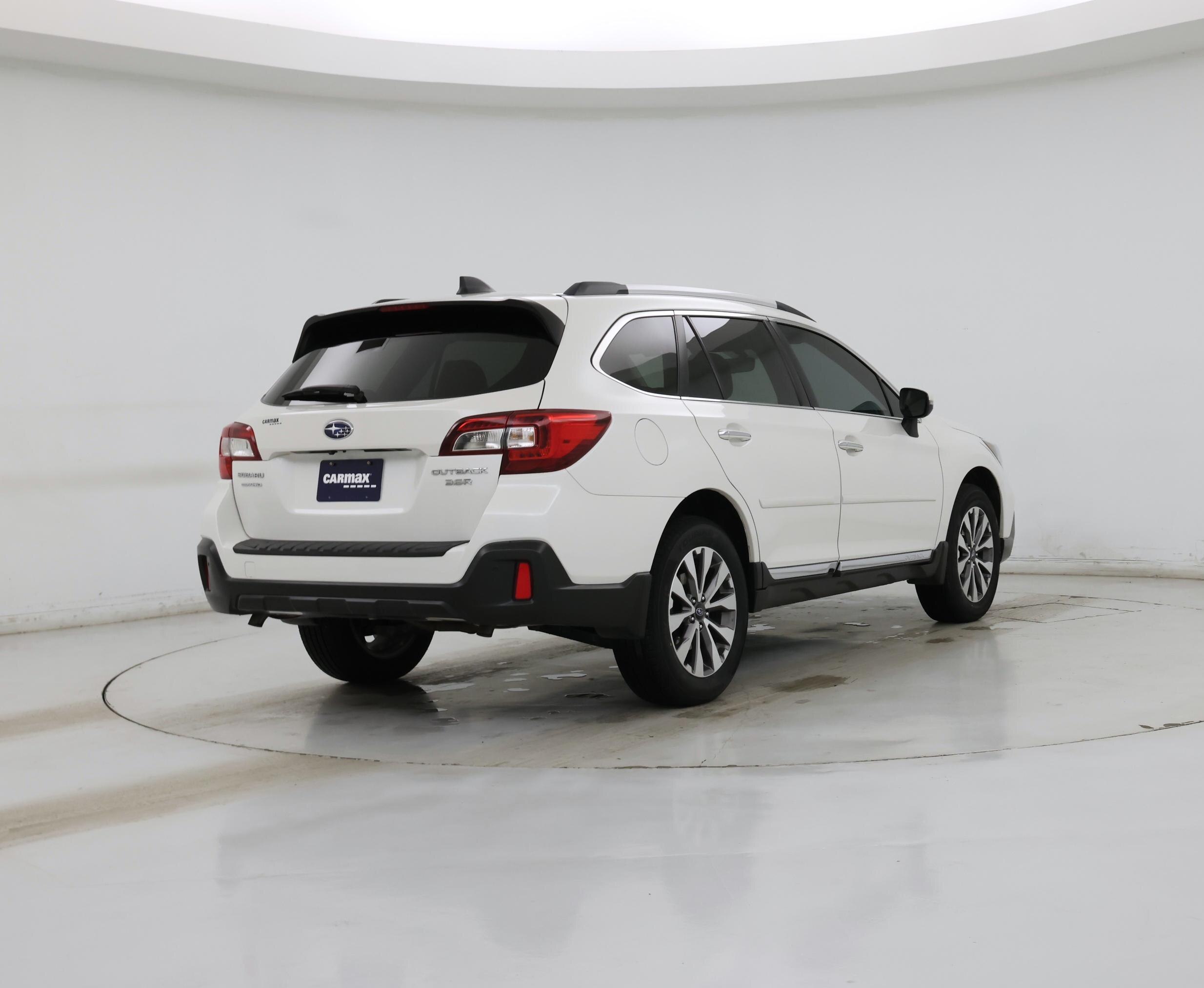 Thumbnail: 2018 Subaru Outback - 8